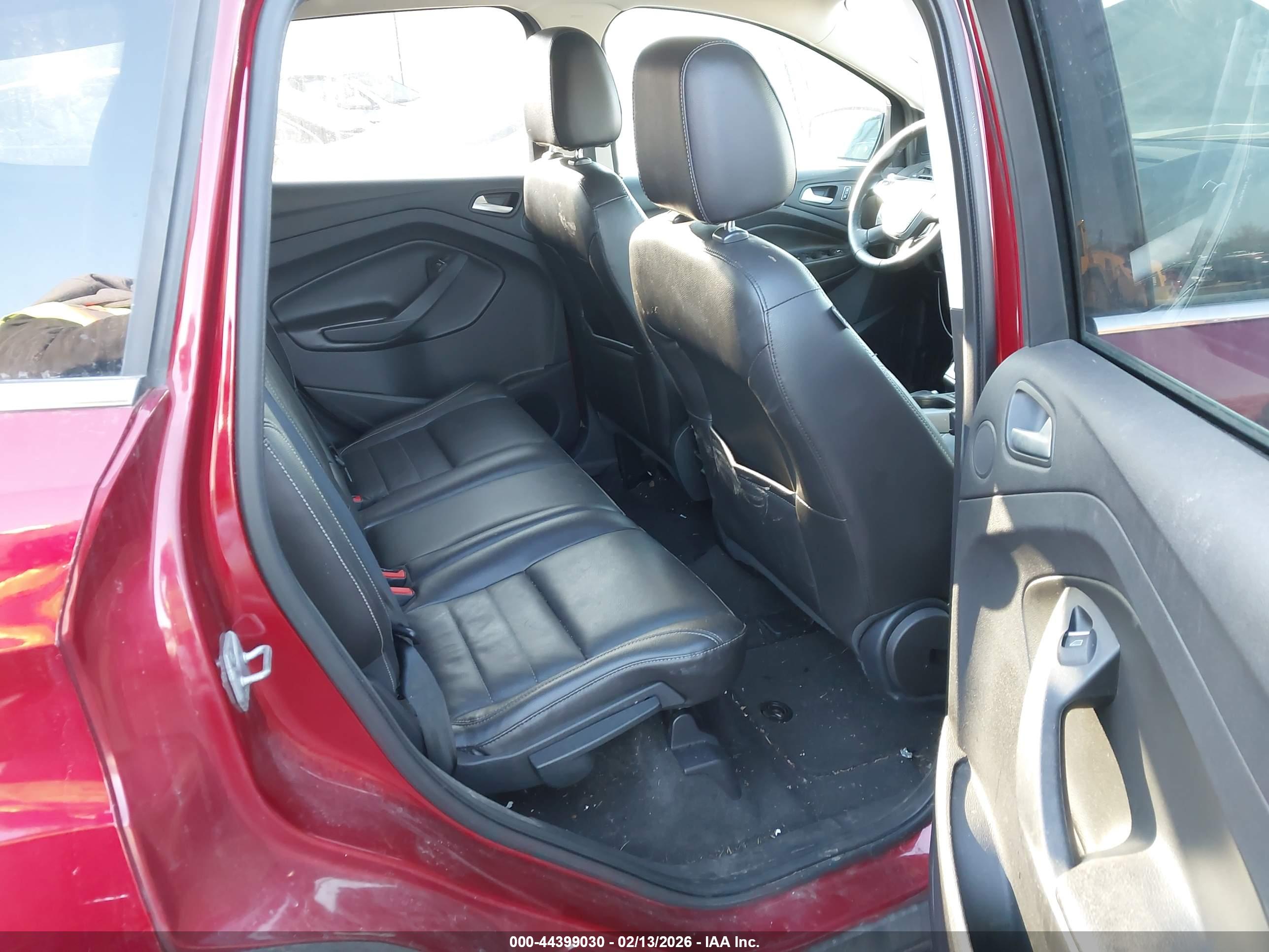 FORD ESCAPE image 8