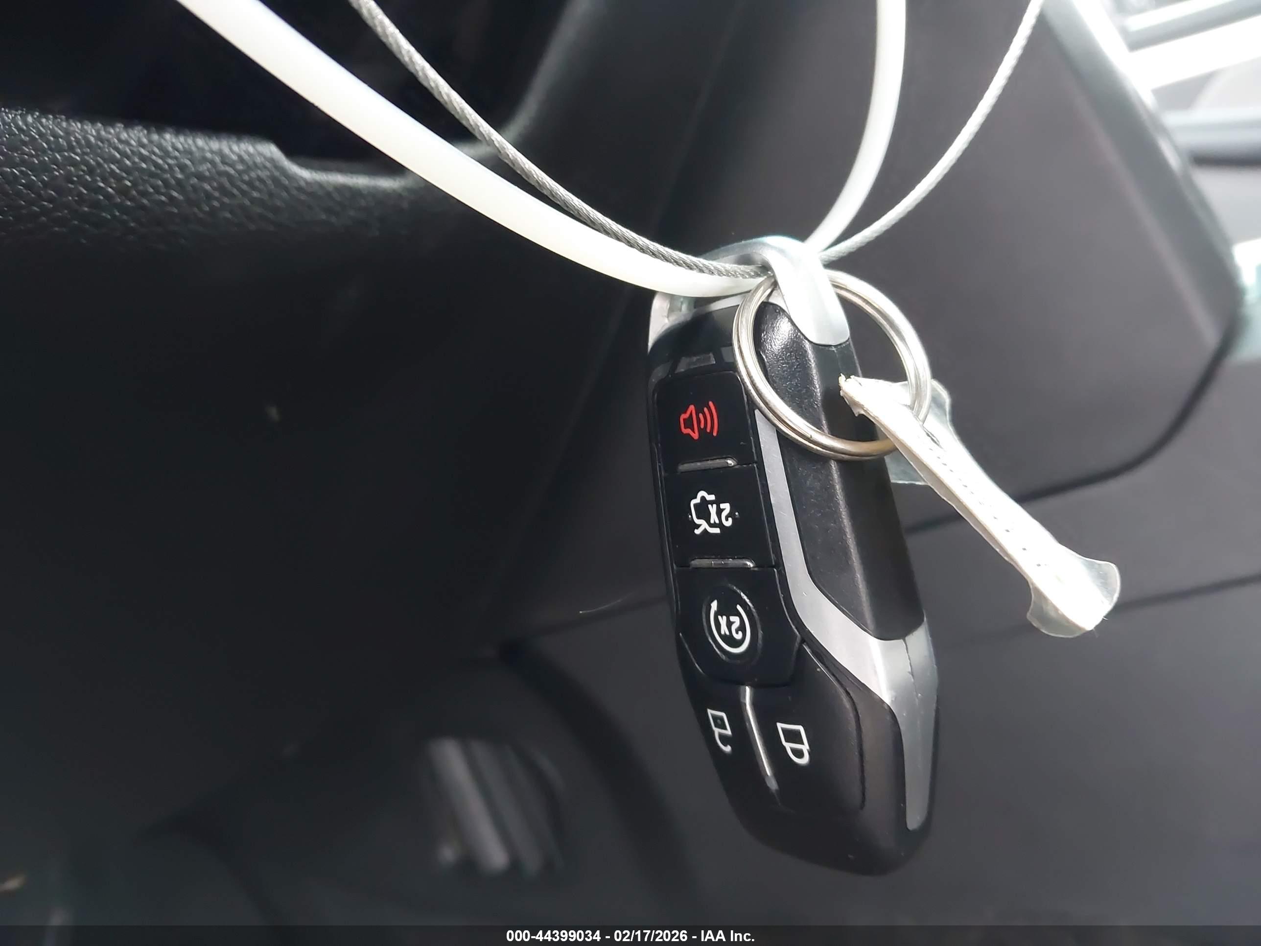 FORD EXPLORER image 11