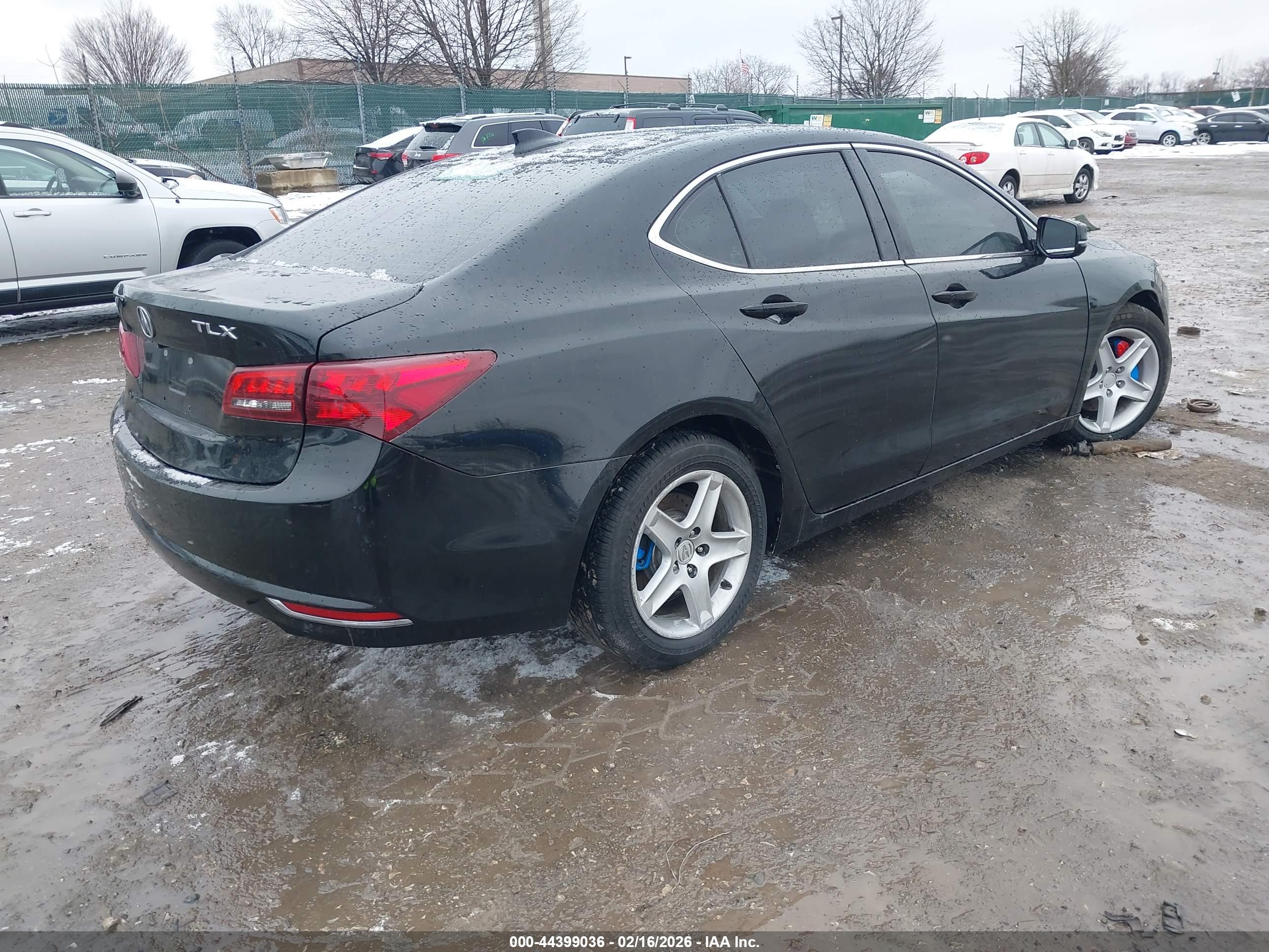 ACURA TLX image 4