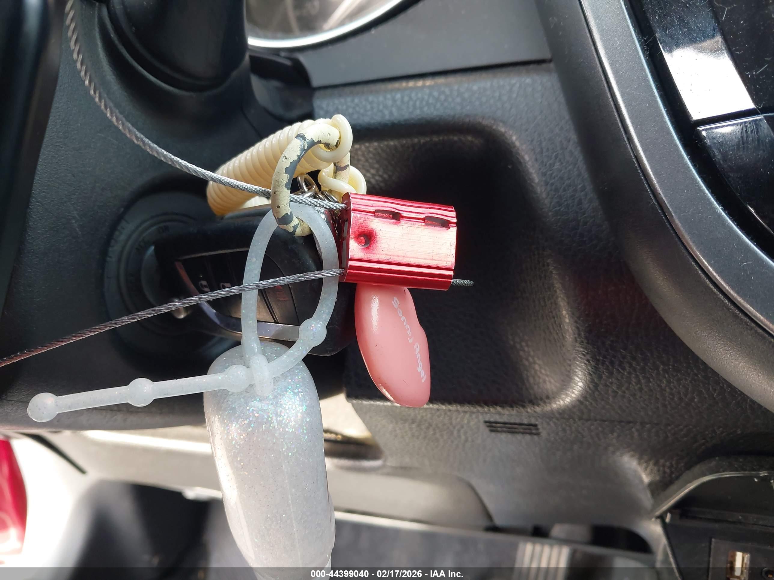 TOYOTA CAMRY image 11