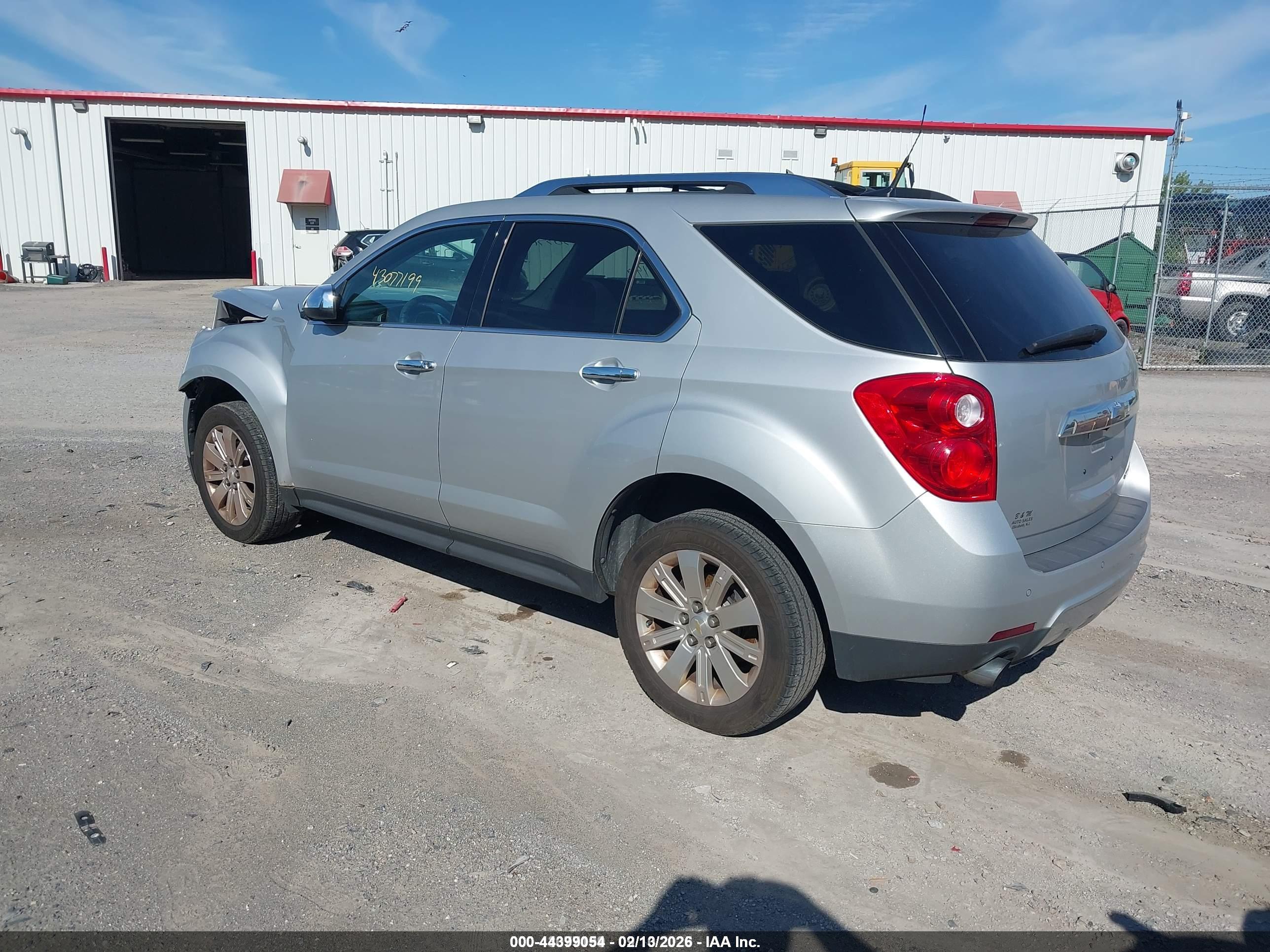 CHEVROLET EQUINOX image 3