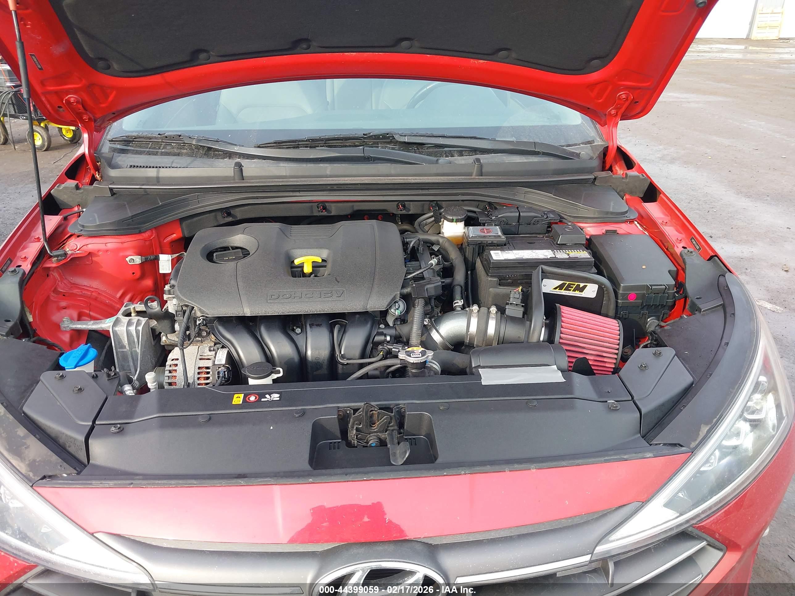 HYUNDAI ELANTRA image 10