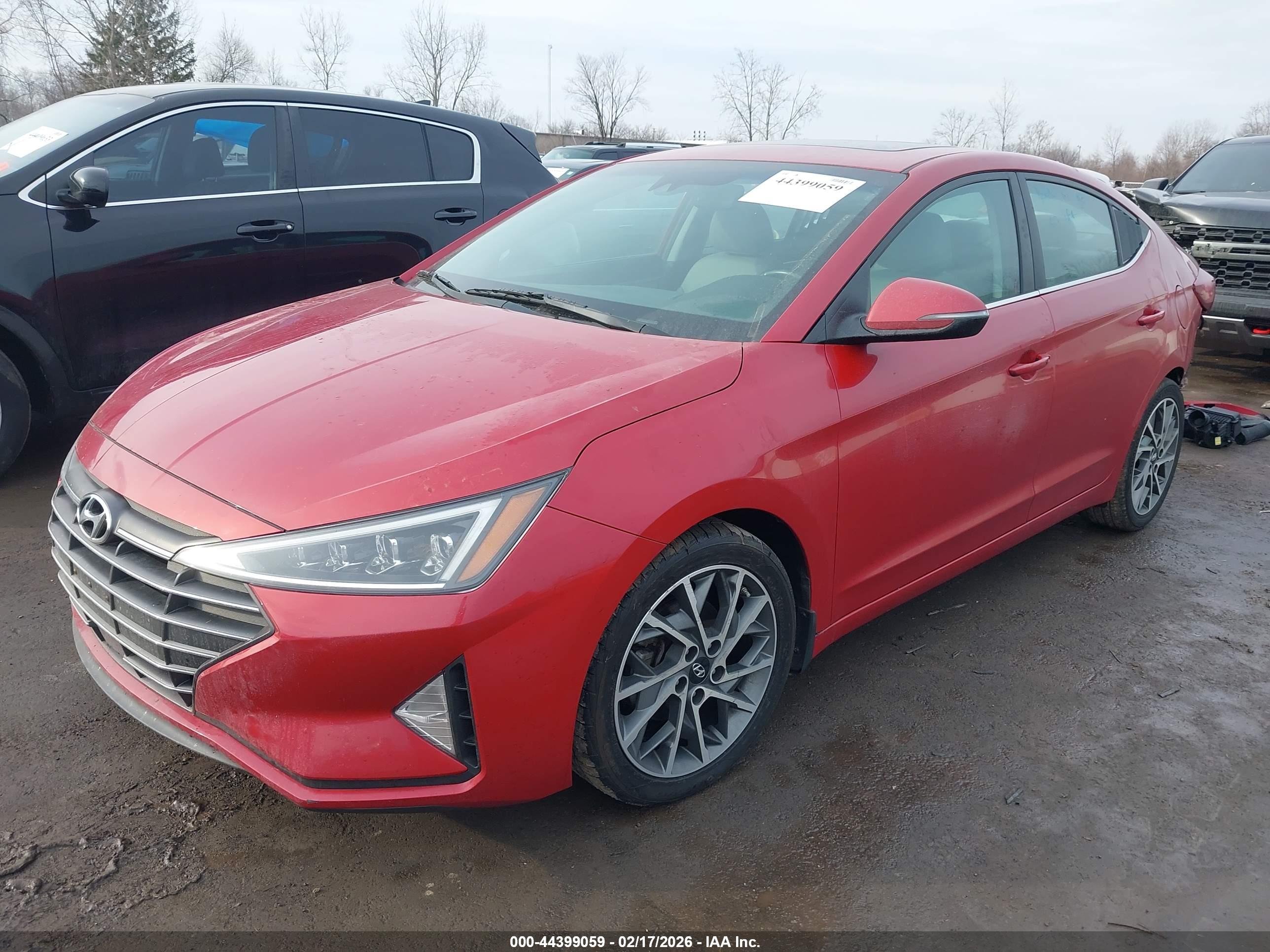 HYUNDAI ELANTRA image 2