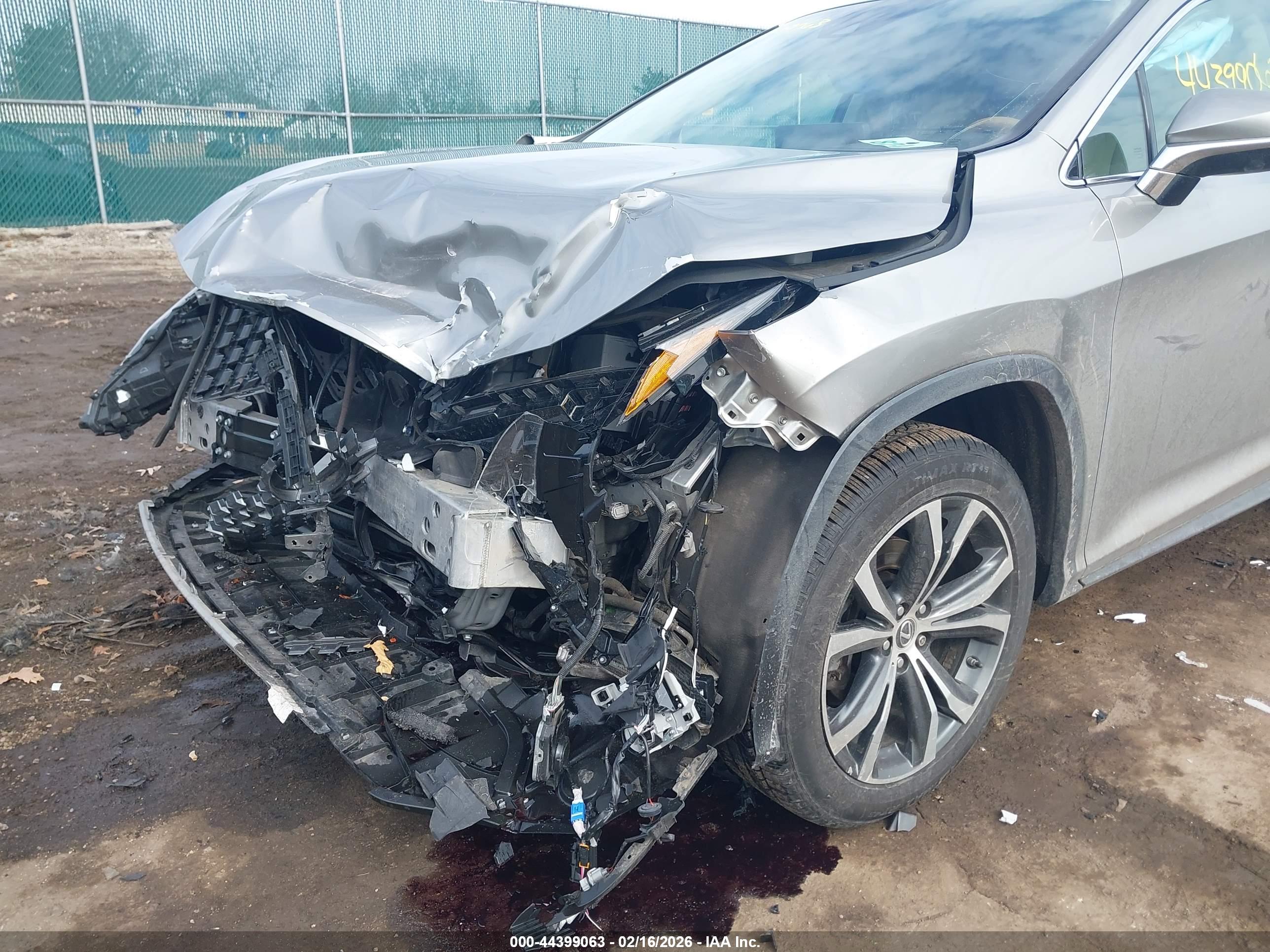 LEXUS RX image 6