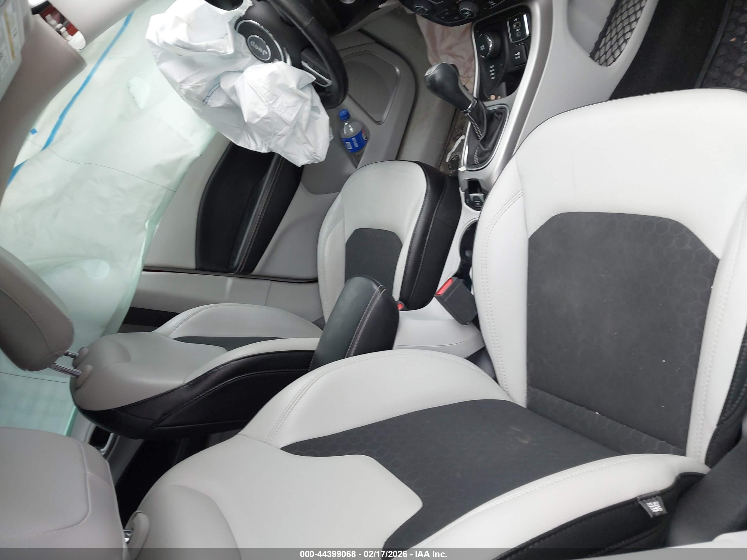 JEEP COMPASS image 5