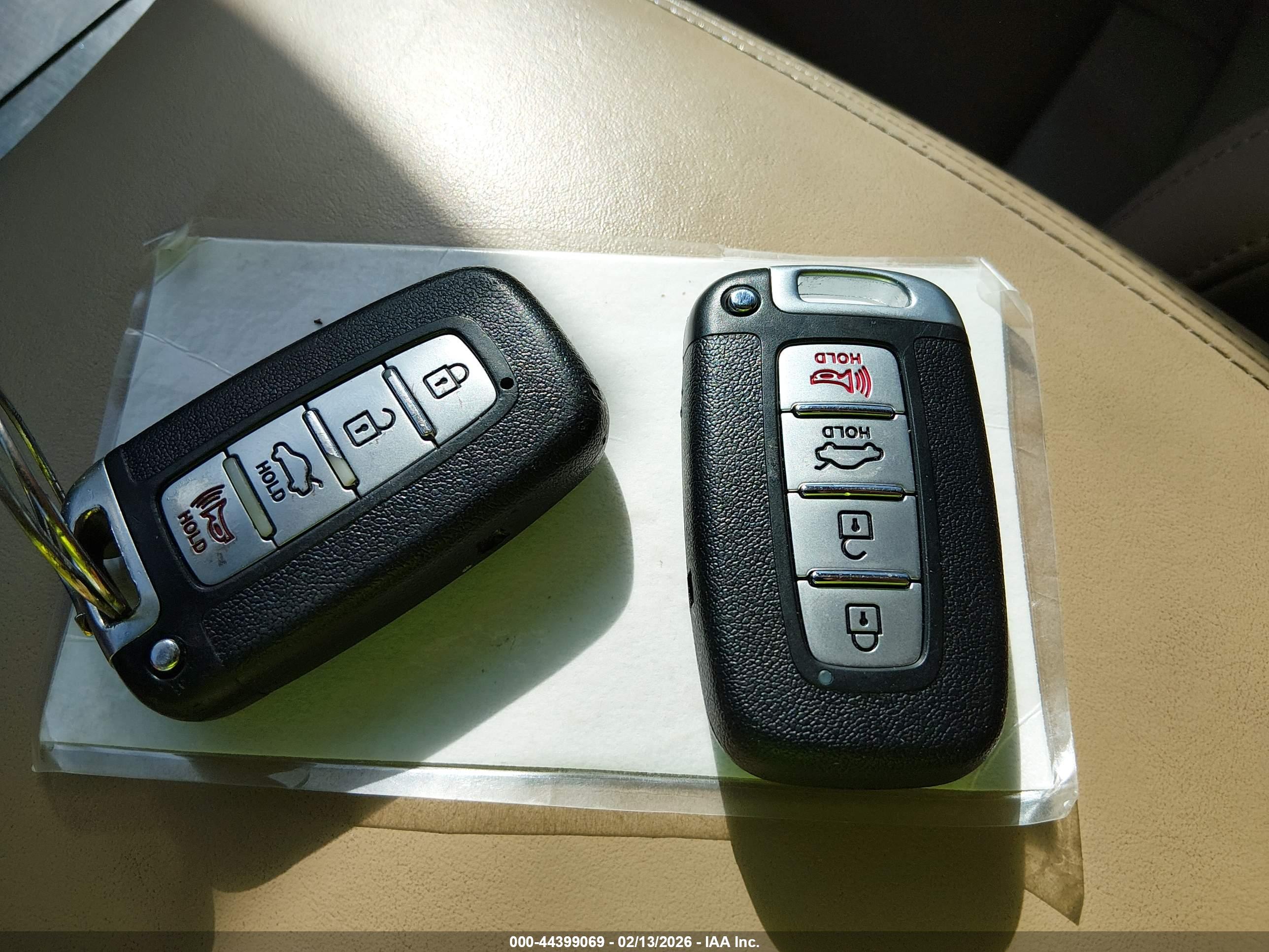 HYUNDAI AZERA image 11