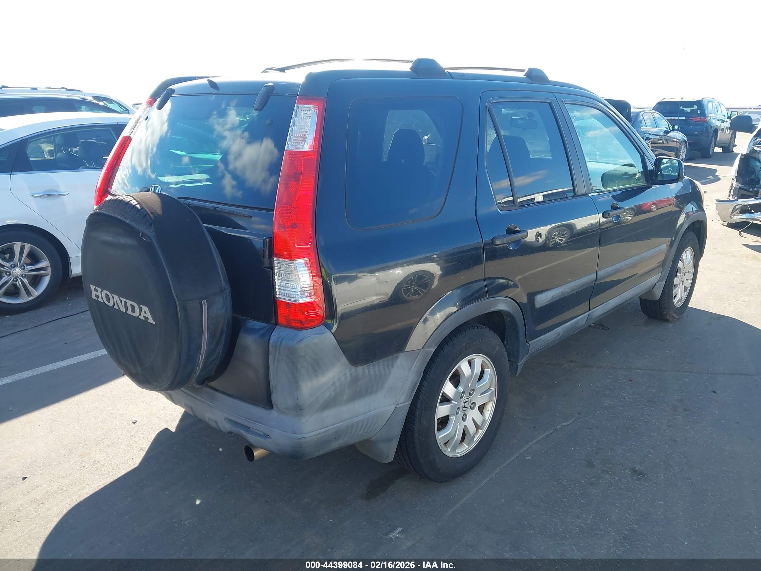 HONDA CR-V image 4
