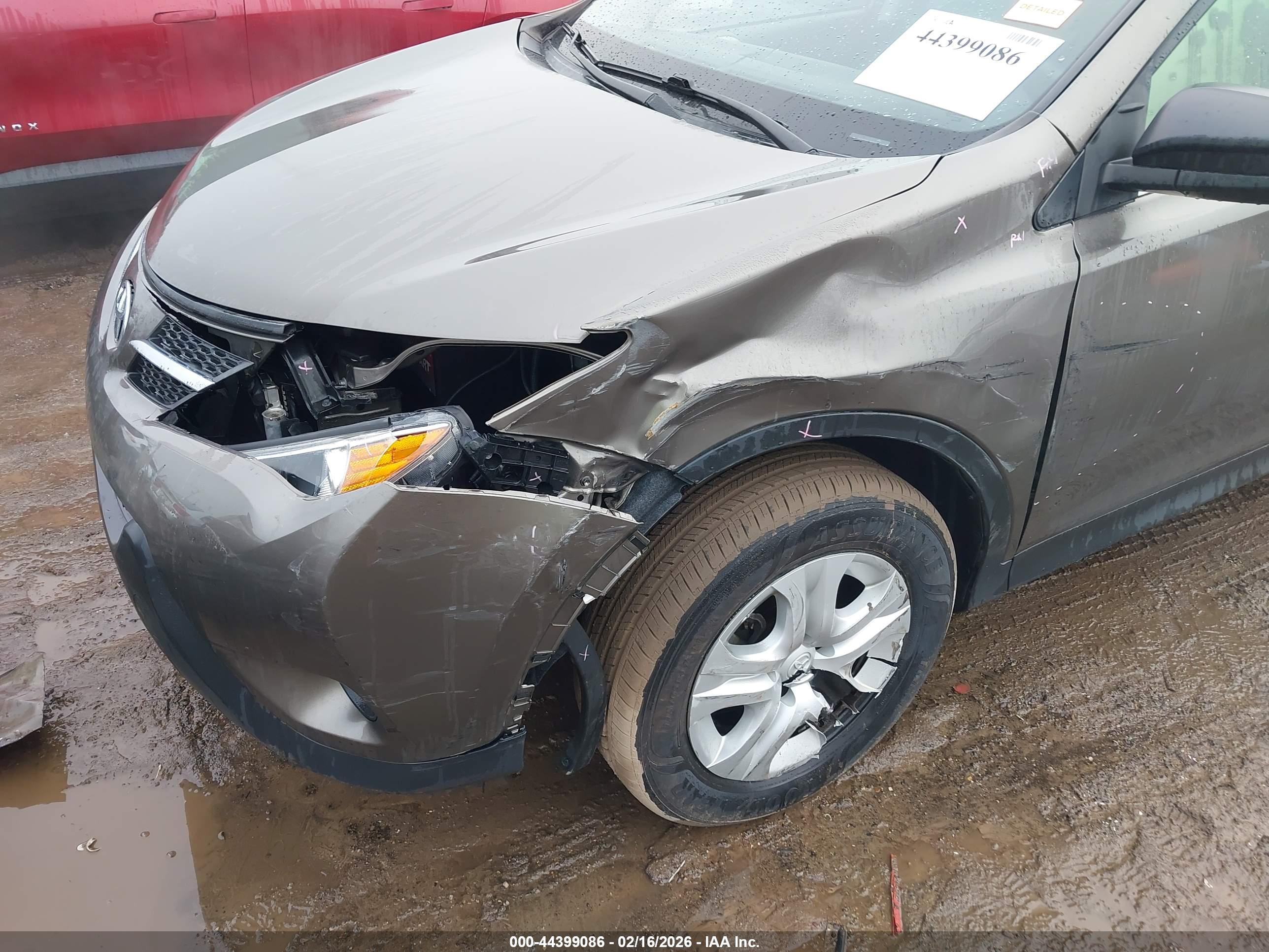 TOYOTA RAV4 image 6