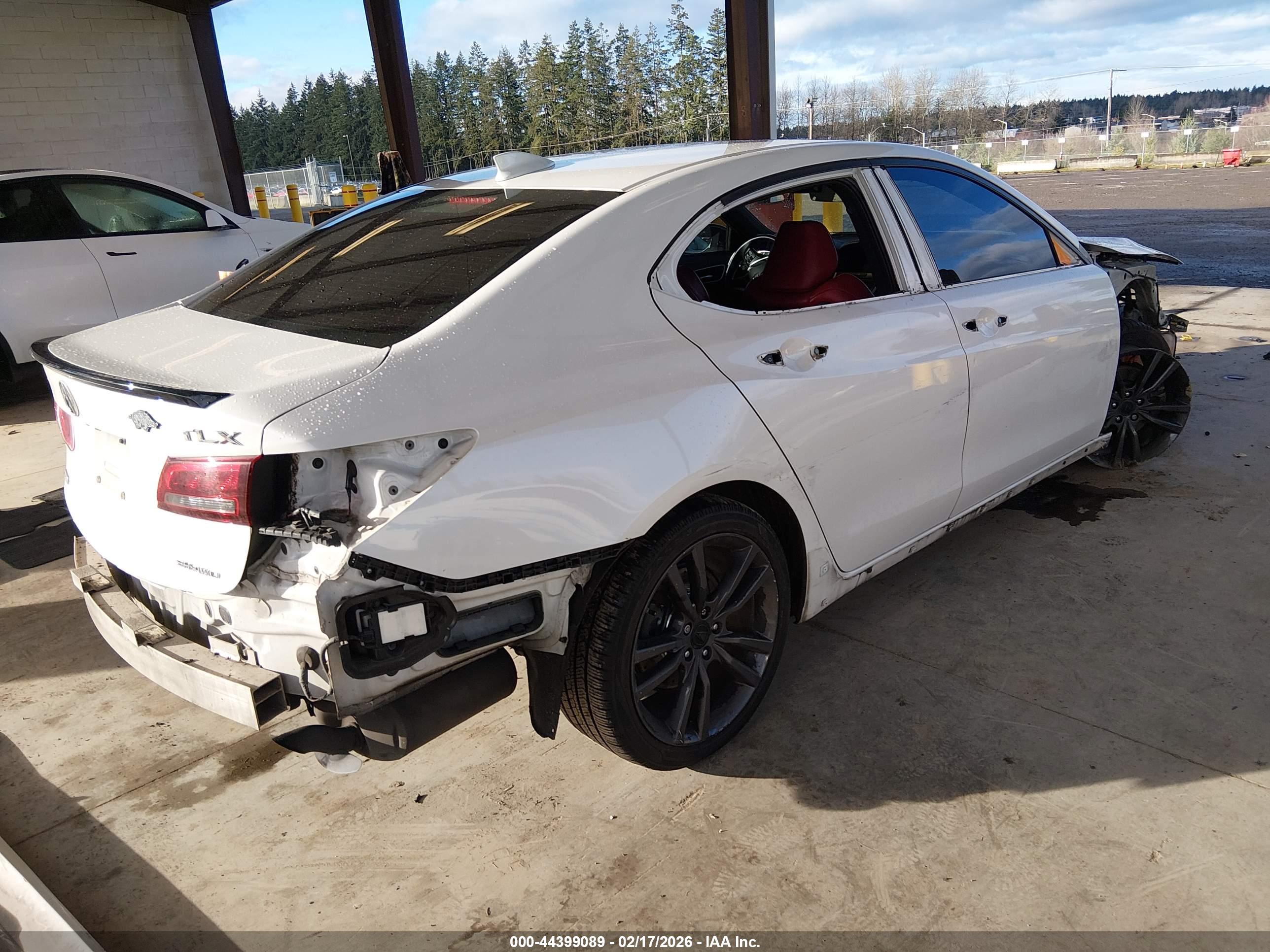 ACURA TLX image 4