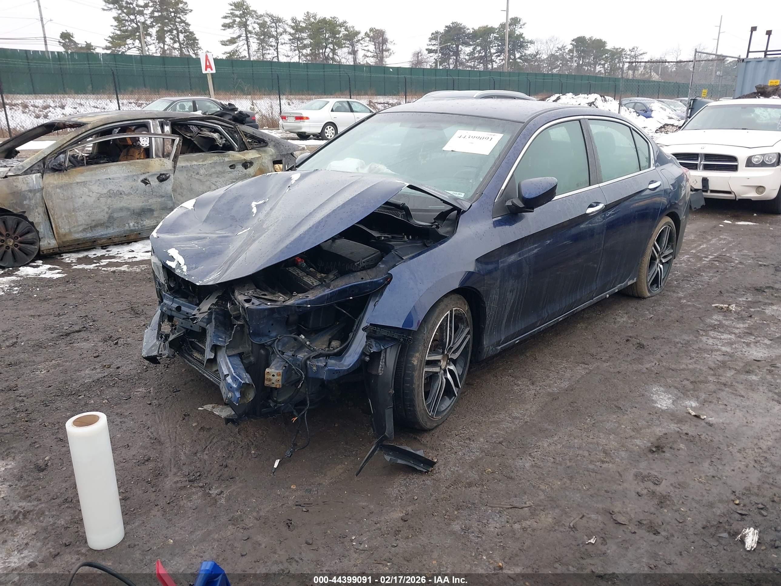 HONDA ACCORD image 2