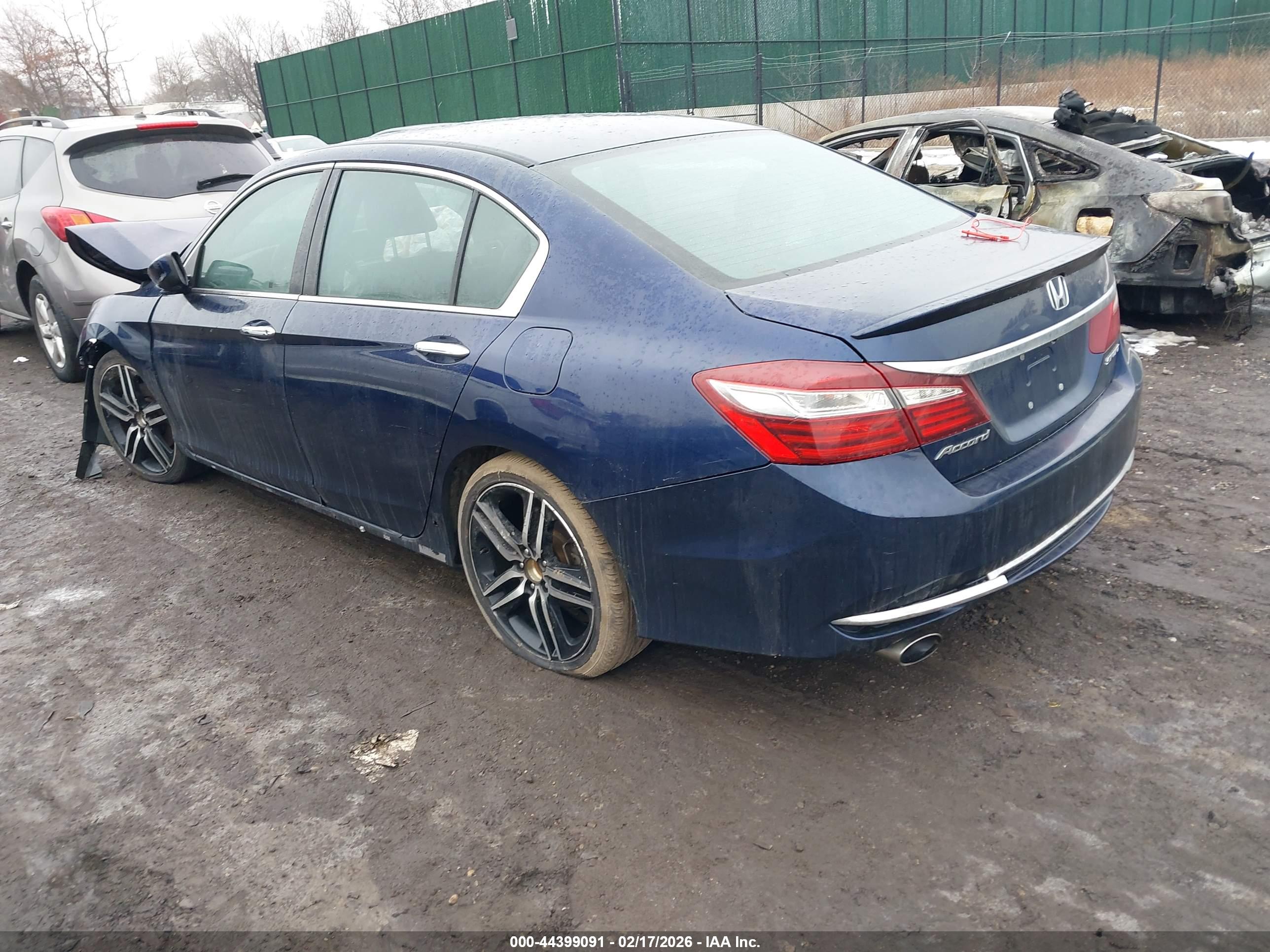 HONDA ACCORD image 3