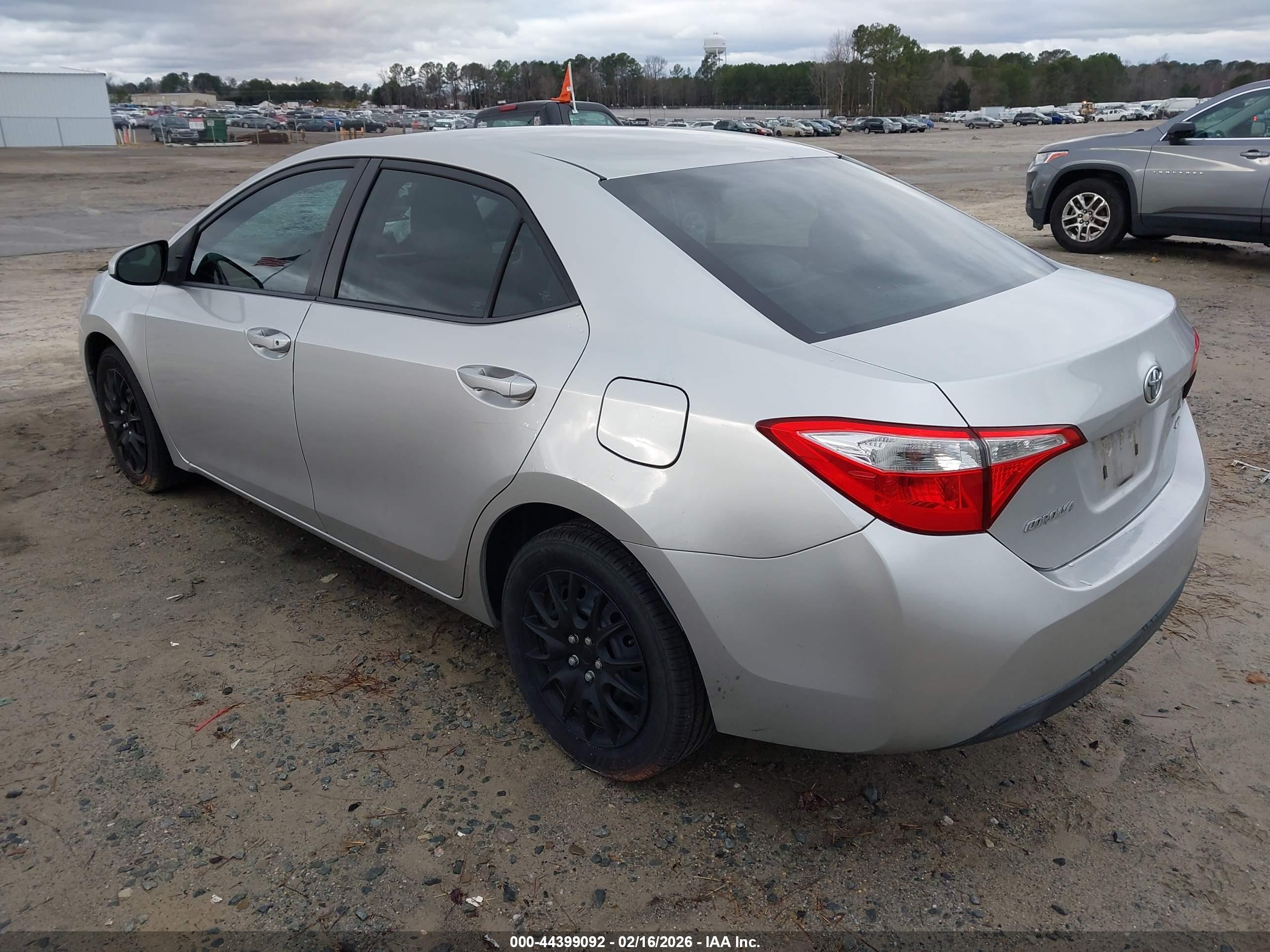 TOYOTA COROLLA image 3