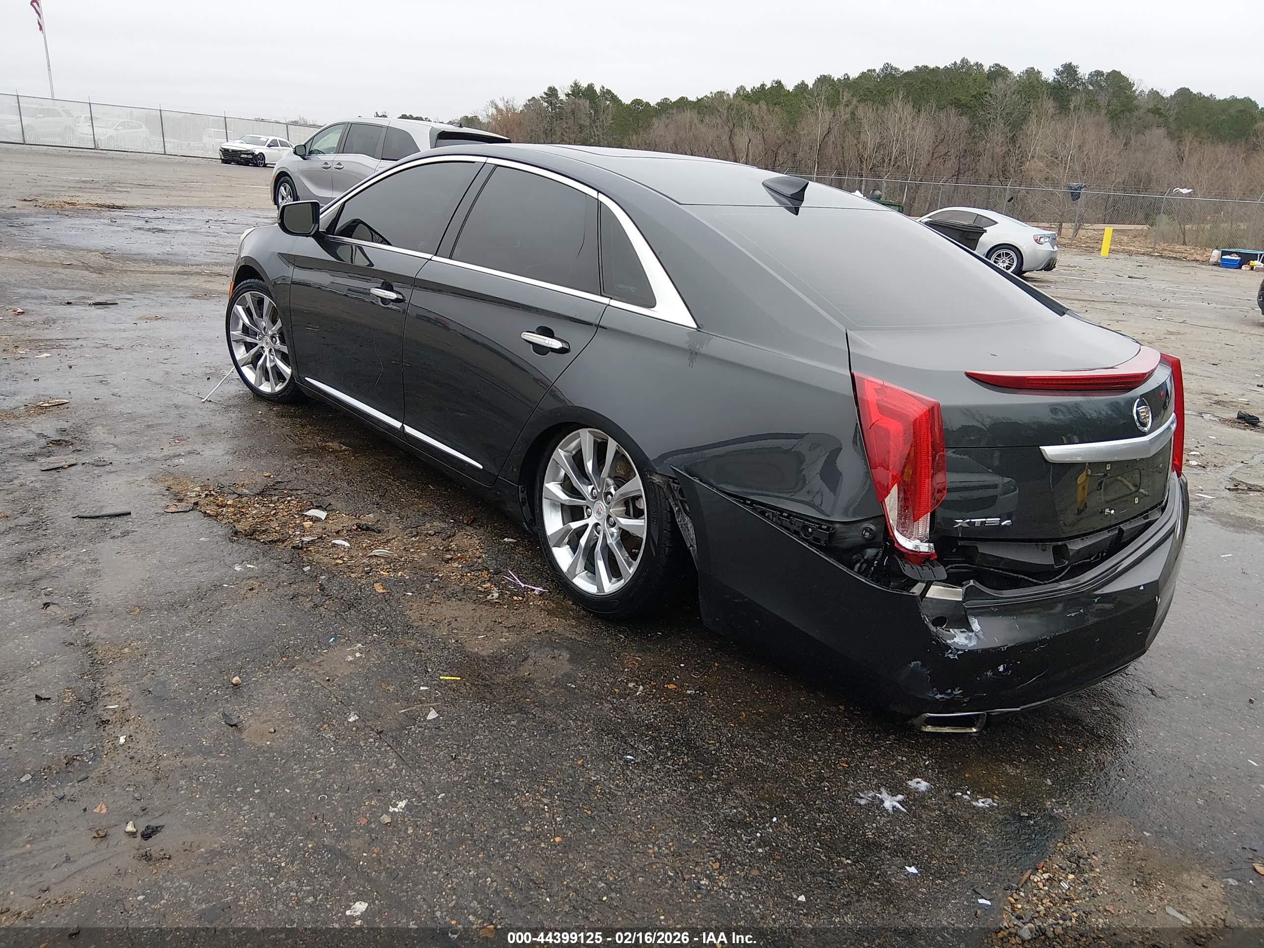 CADILLAC XTS image 3