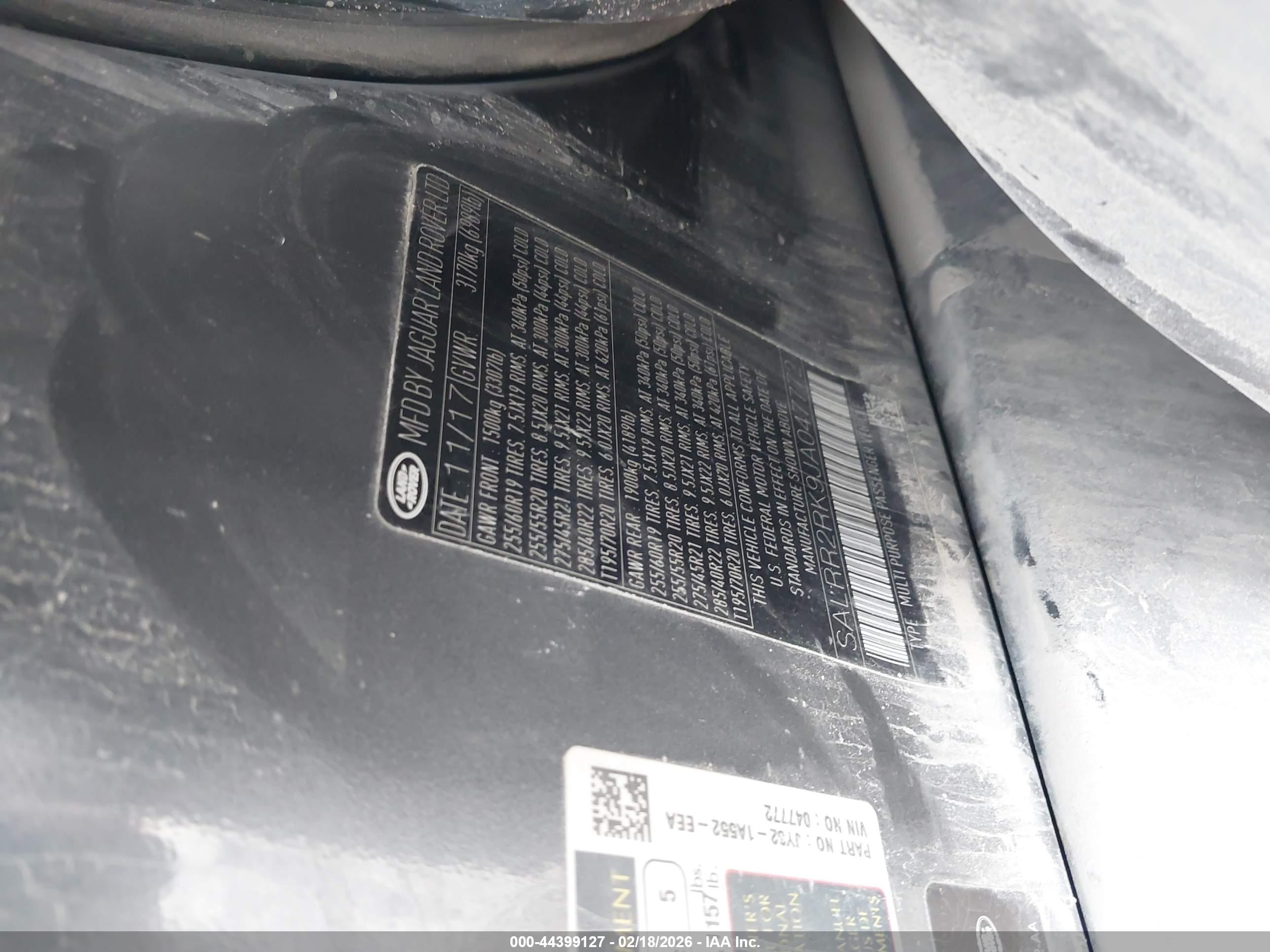 LAND ROVER image 9