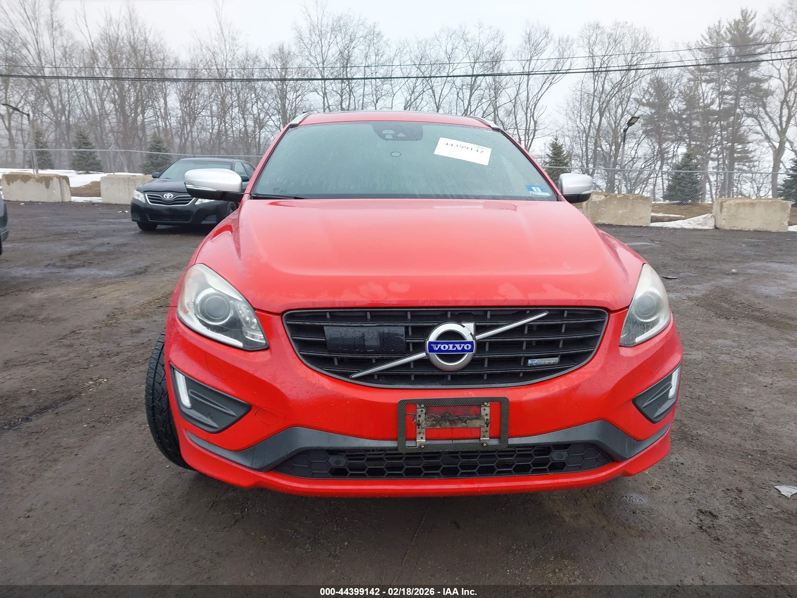 VOLVO XC60 image 6