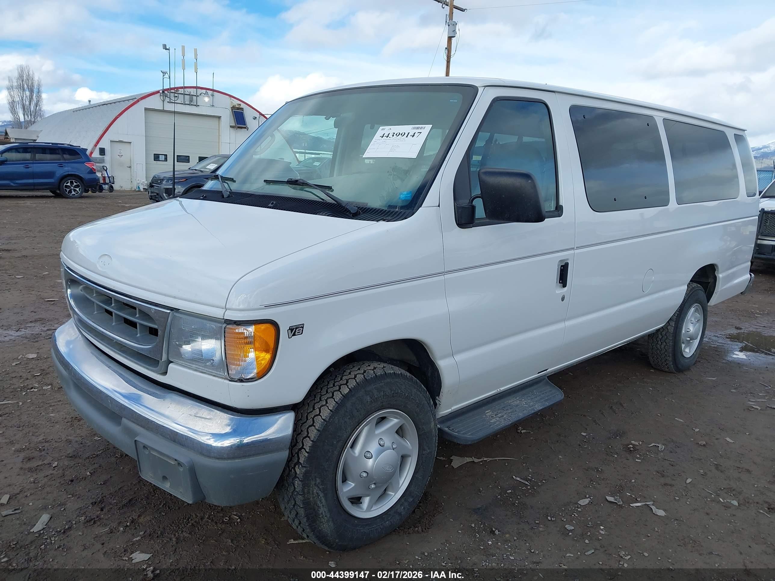 FORD E-350 image 6