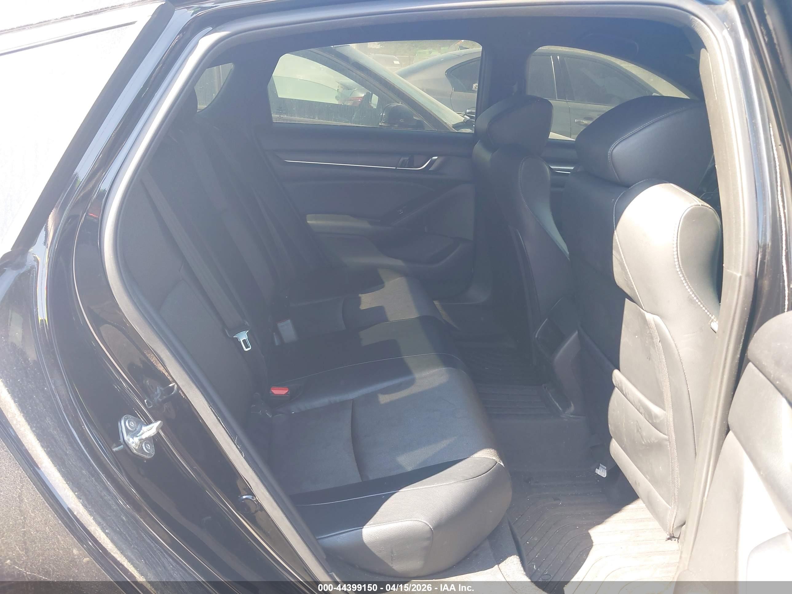 HONDA ACCORD image 8