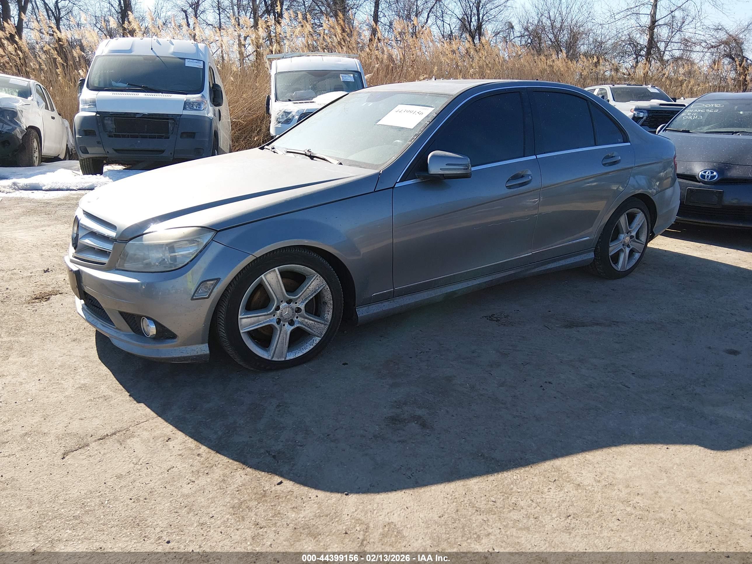 MERCEDES-BENZ C image 2