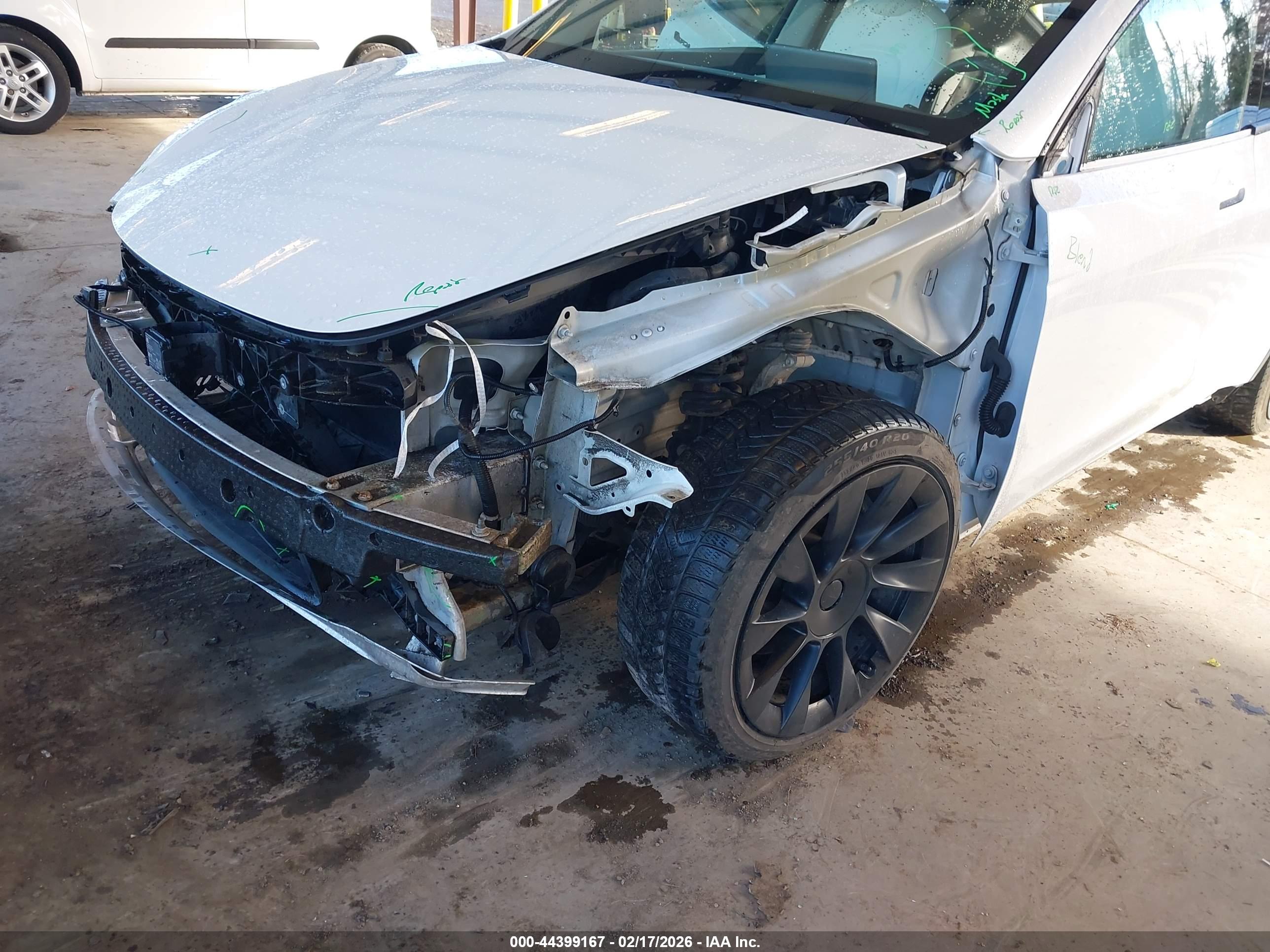 TESLA MODEL image 6