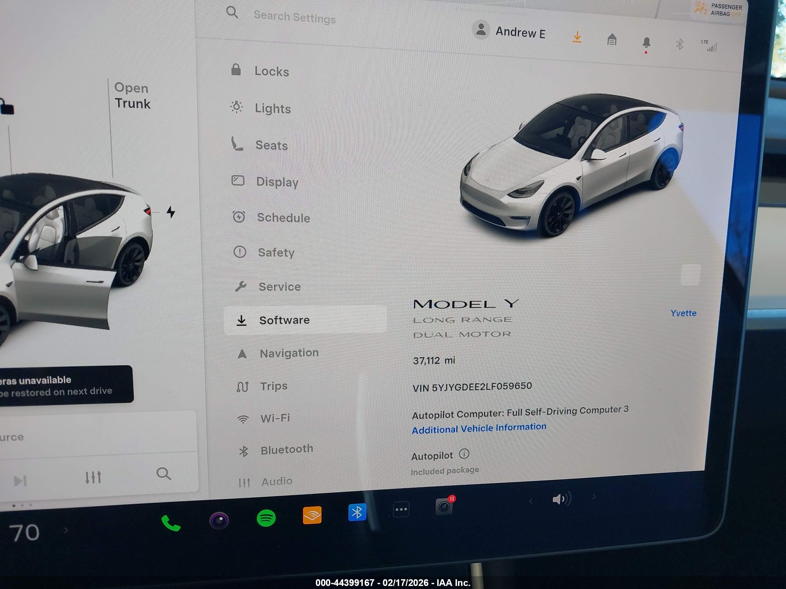TESLA MODEL image 7