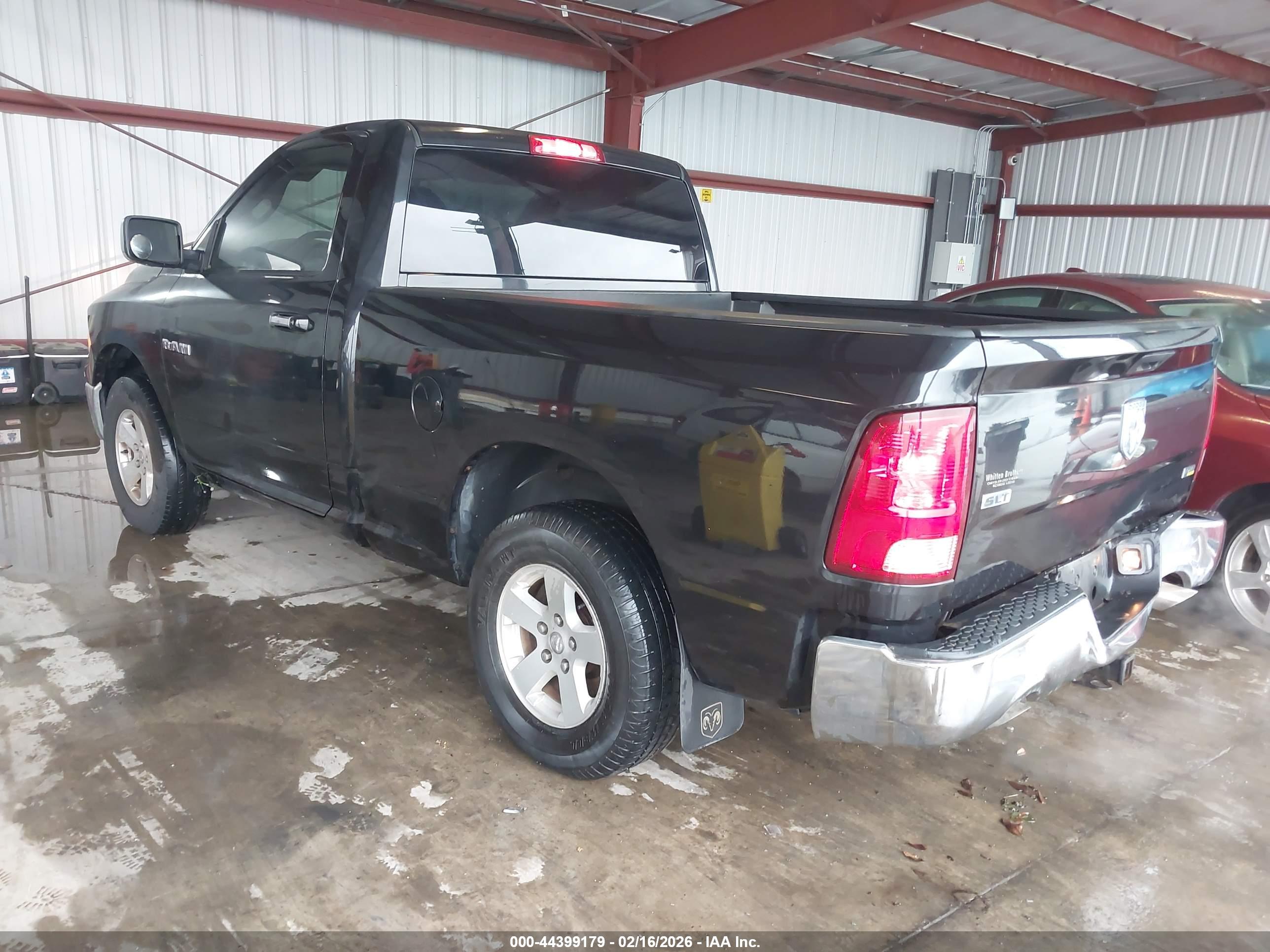 DODGE RAM image 3