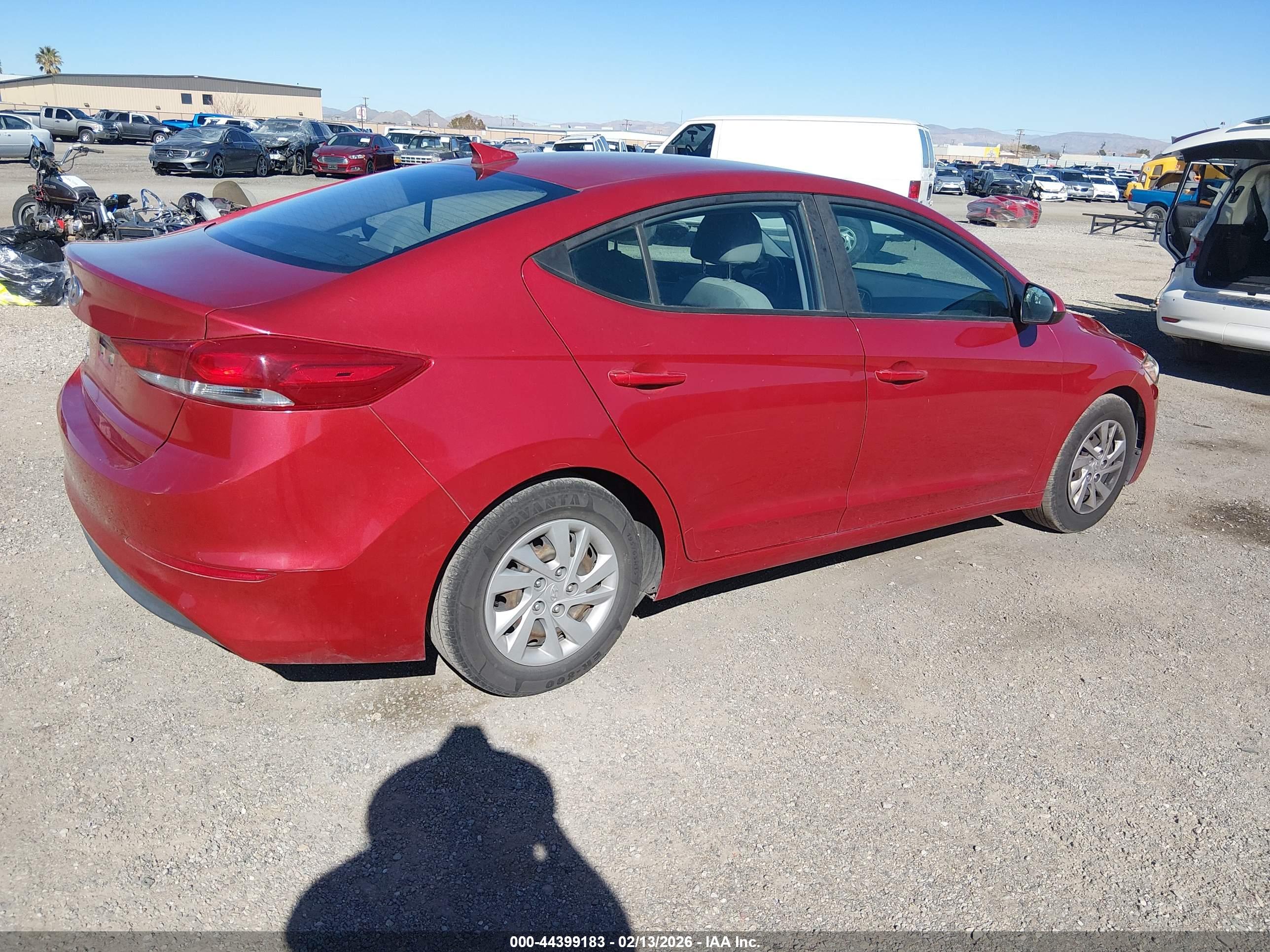 HYUNDAI ELANTRA image 4