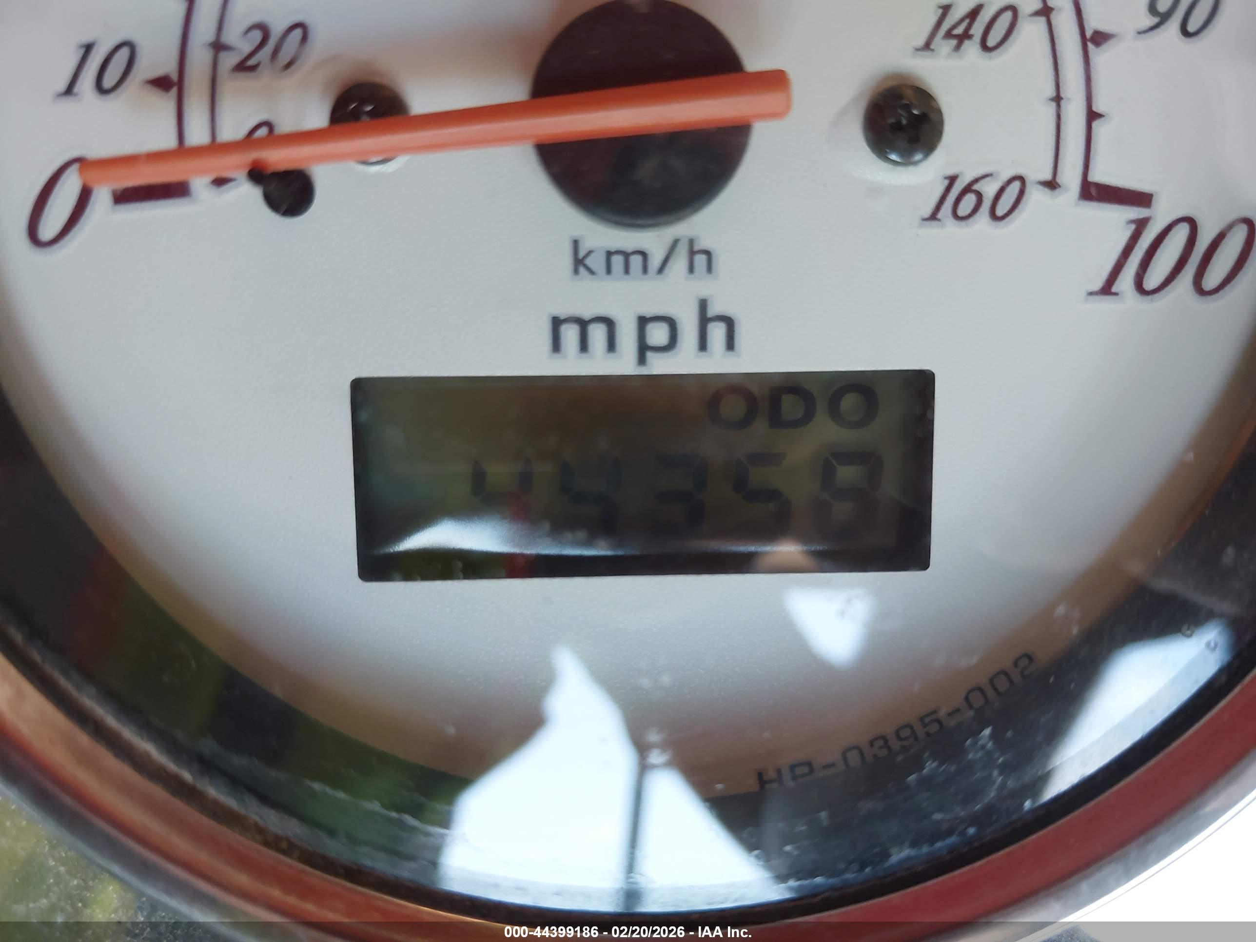 HONDA VT750 image 7