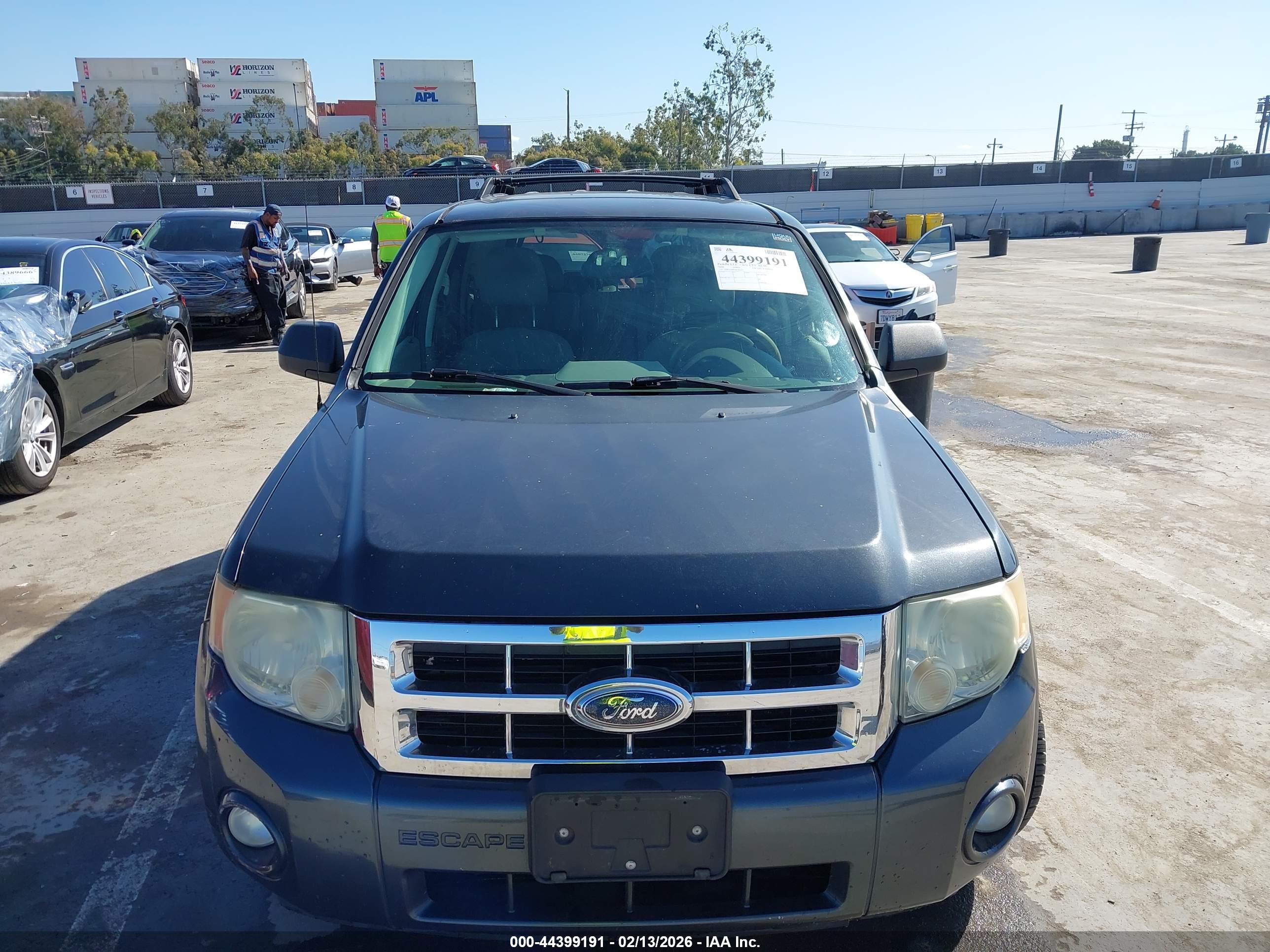 FORD ESCAPE image 6
