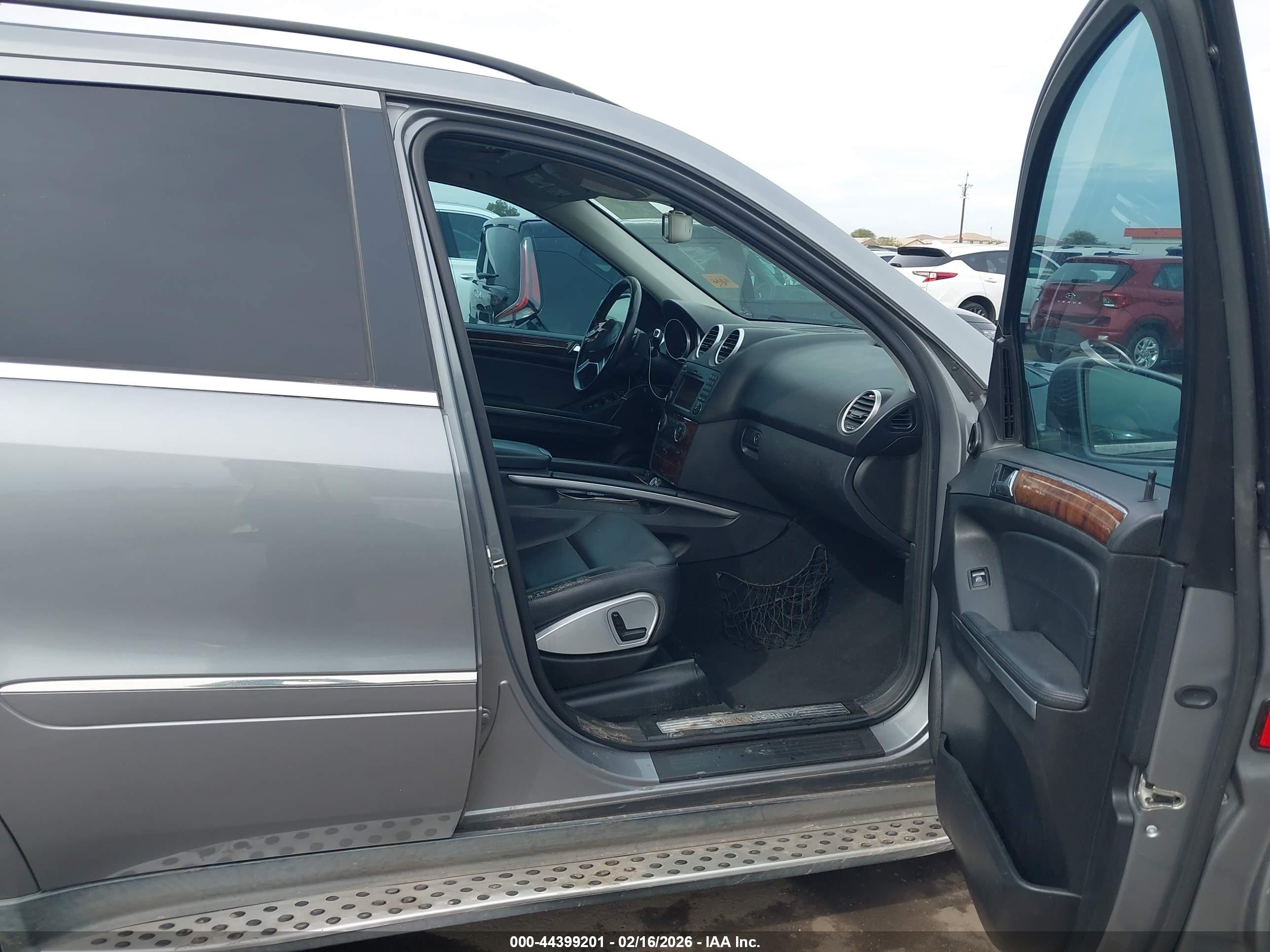 MERCEDES-BENZ ML image 5