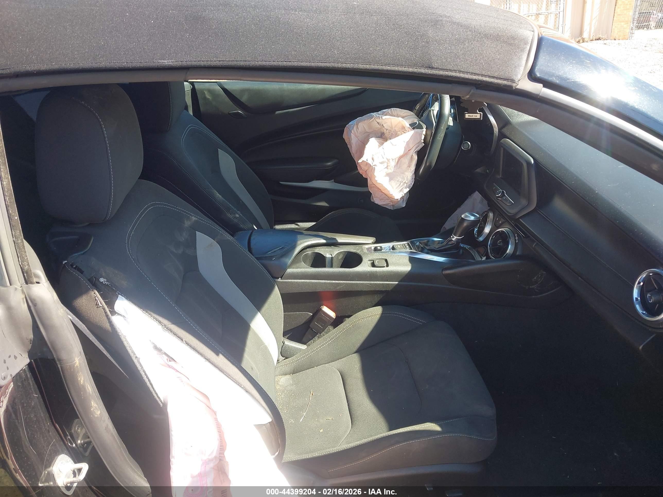 CHEVROLET CAMARO image 5