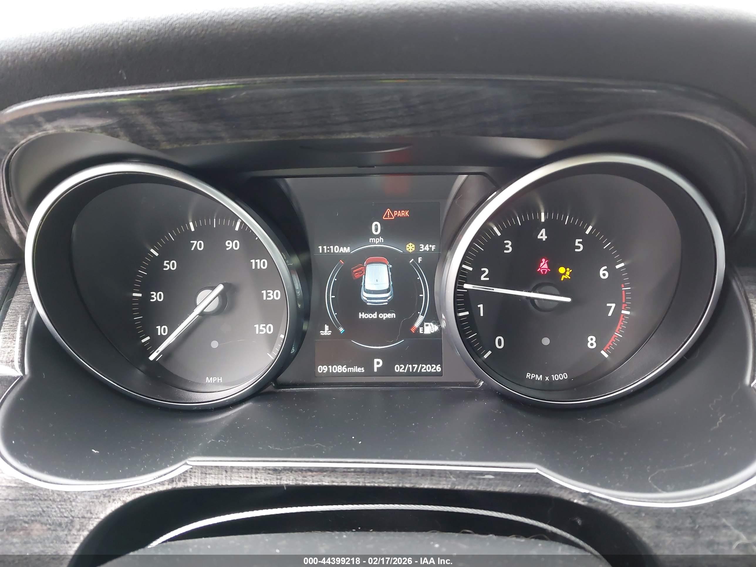 LAND ROVER image 7