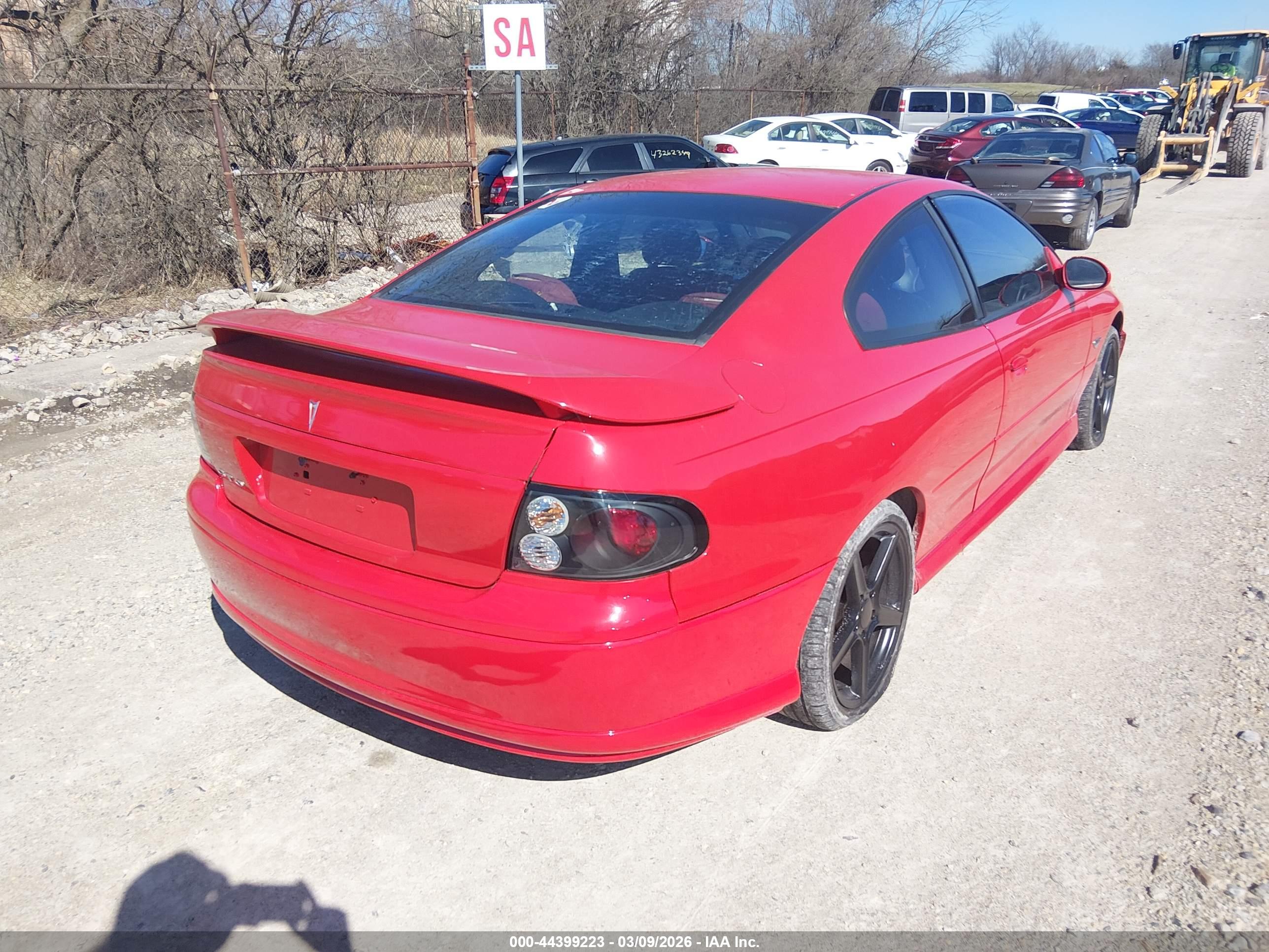 PONTIAC GTO image 4