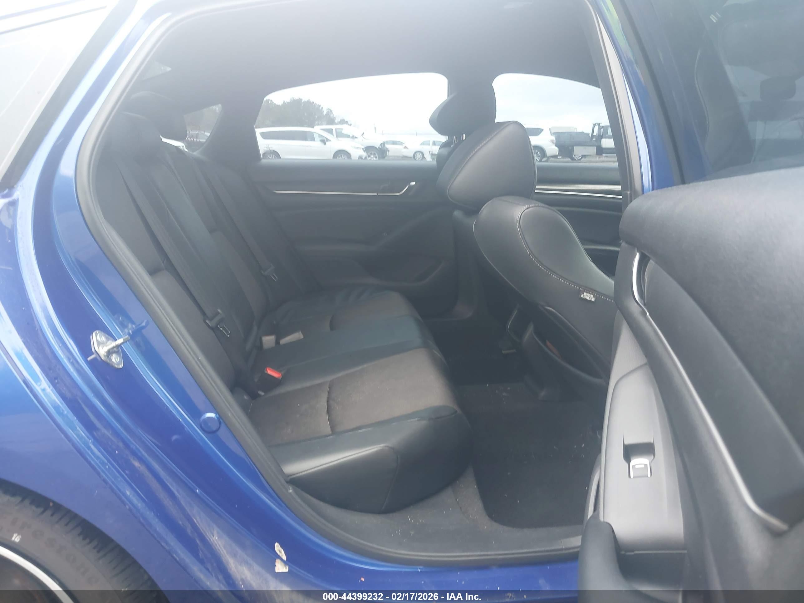HONDA ACCORD image 8