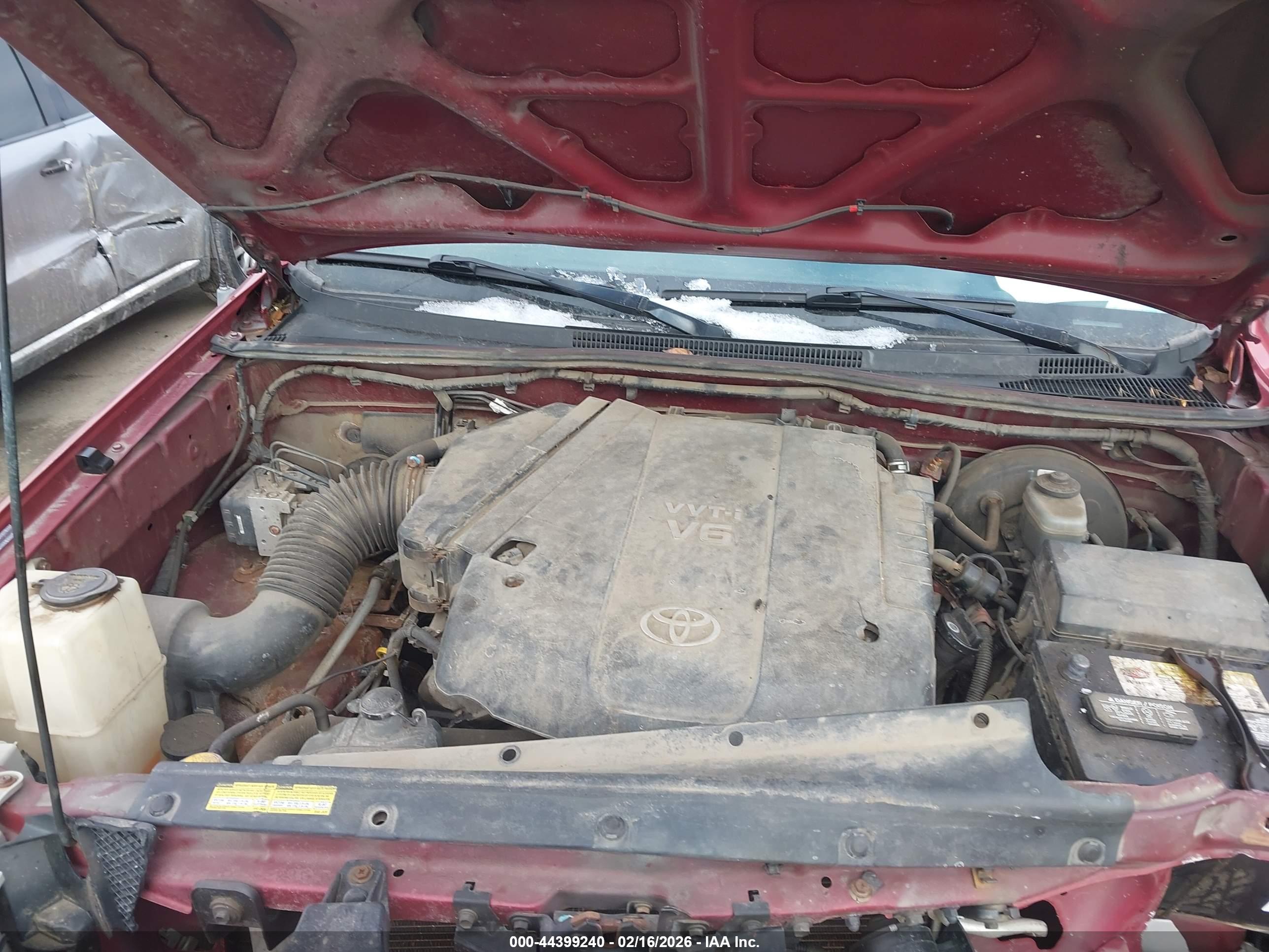 TOYOTA TACOMA image 10