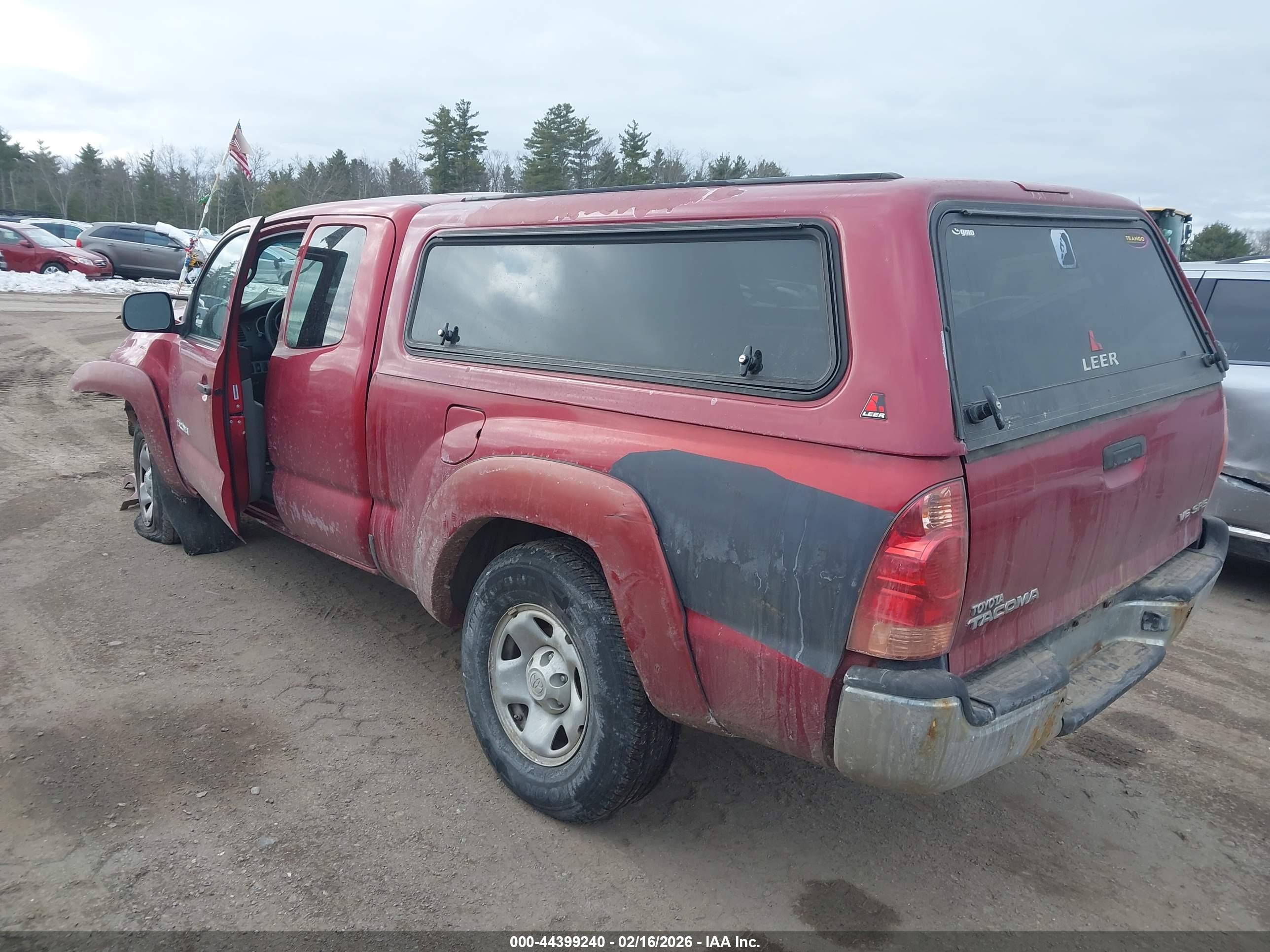 TOYOTA TACOMA image 3