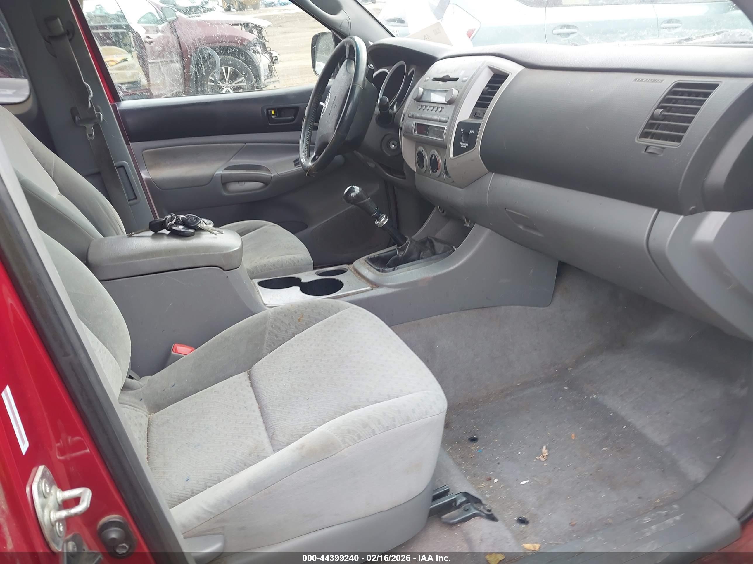 TOYOTA TACOMA image 5