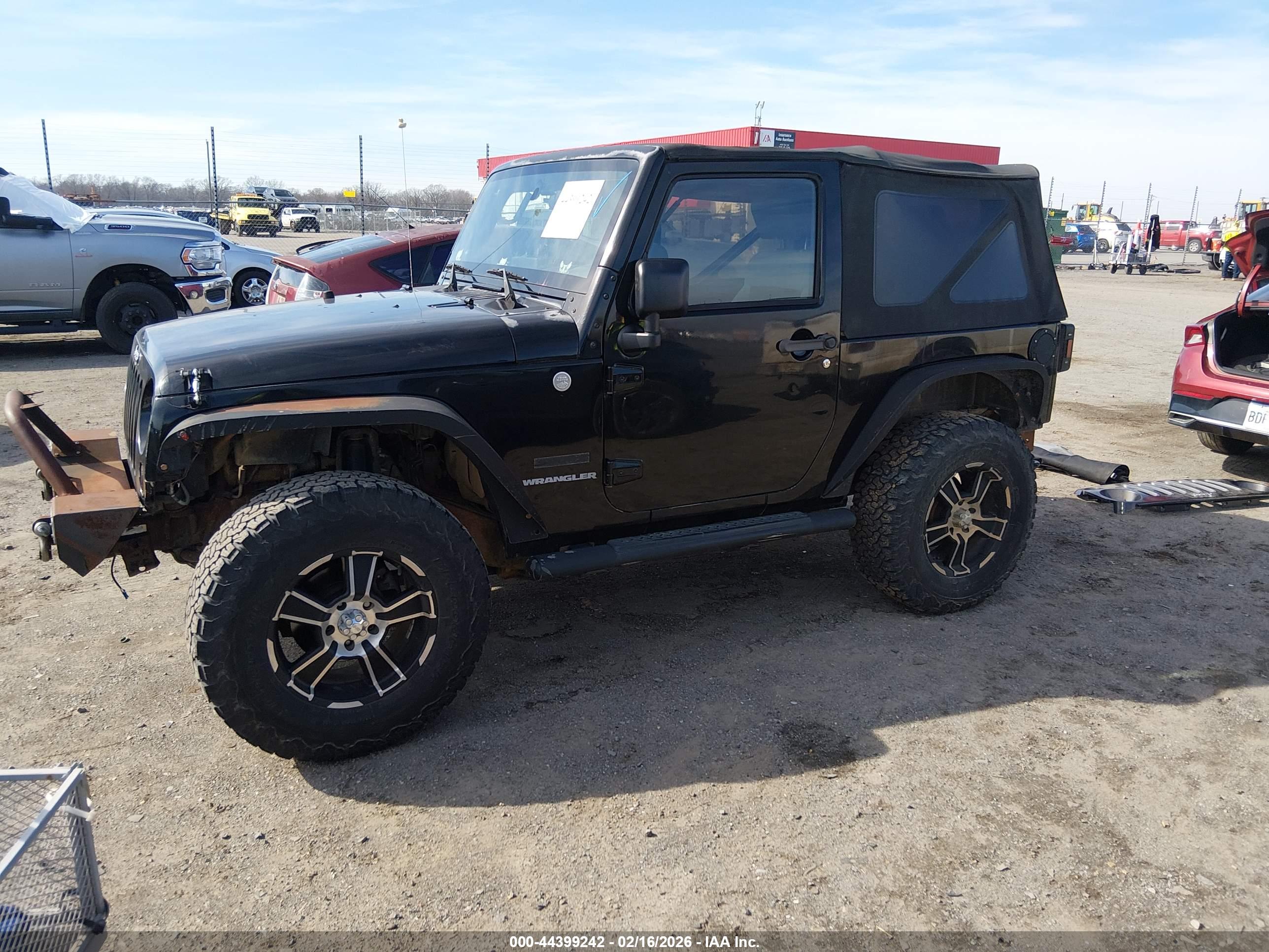 JEEP WRANGLER image 2