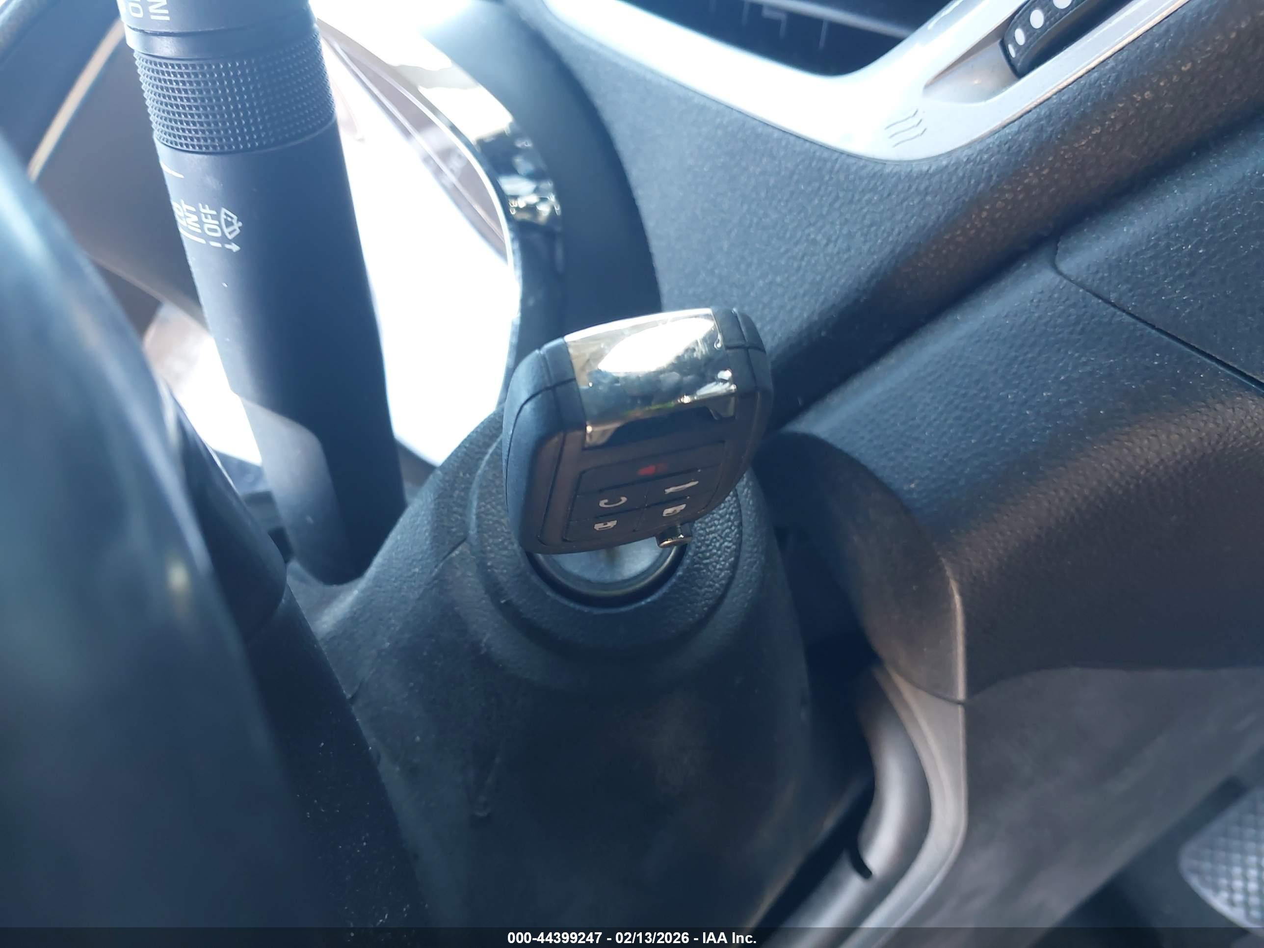 GMC TERRAIN image 11