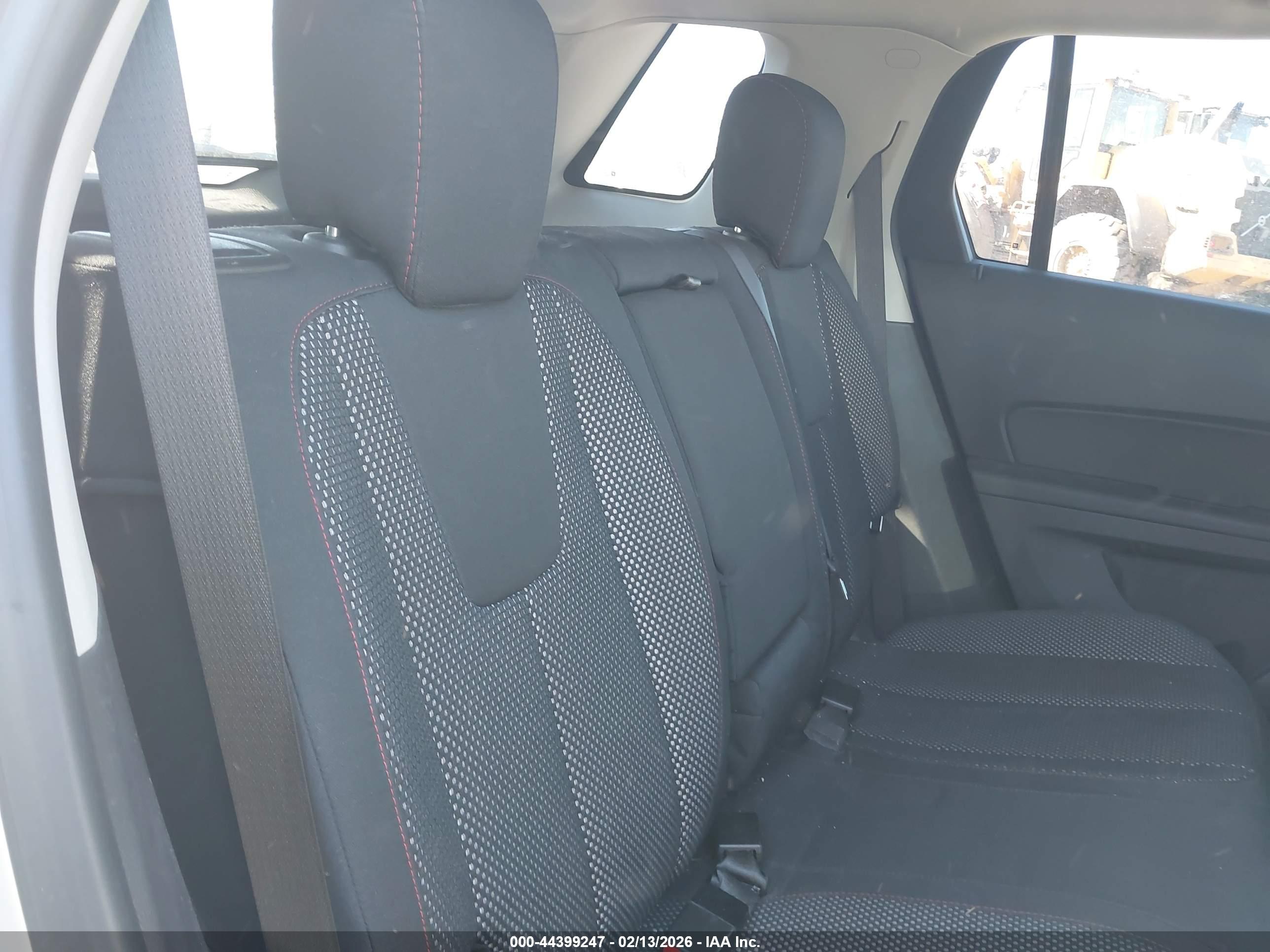 GMC TERRAIN image 8