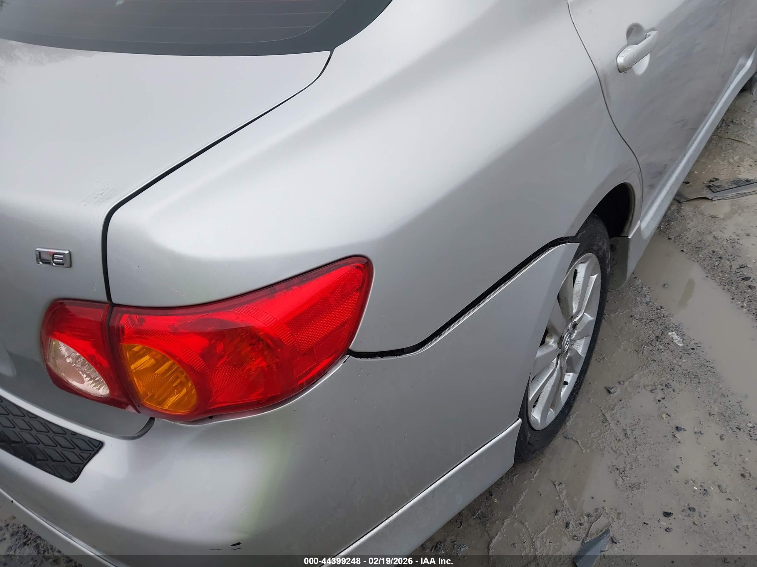 TOYOTA COROLLA image 6