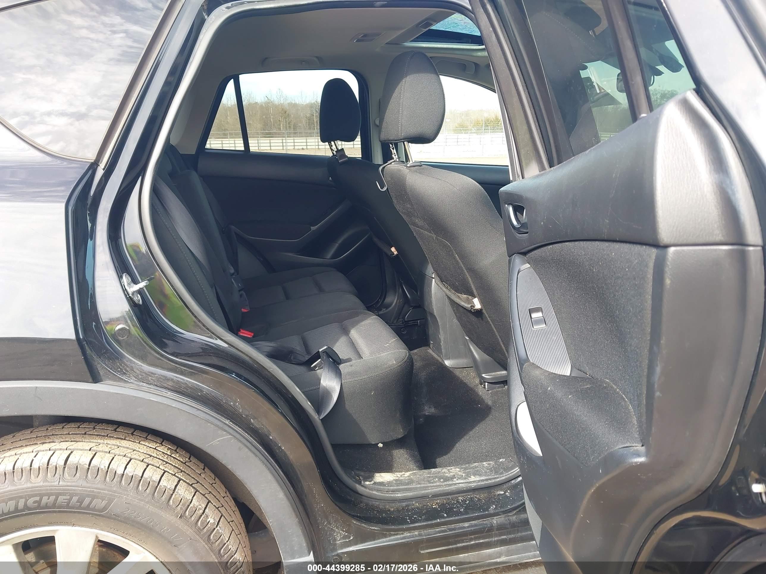 MAZDA CX-5 image 8