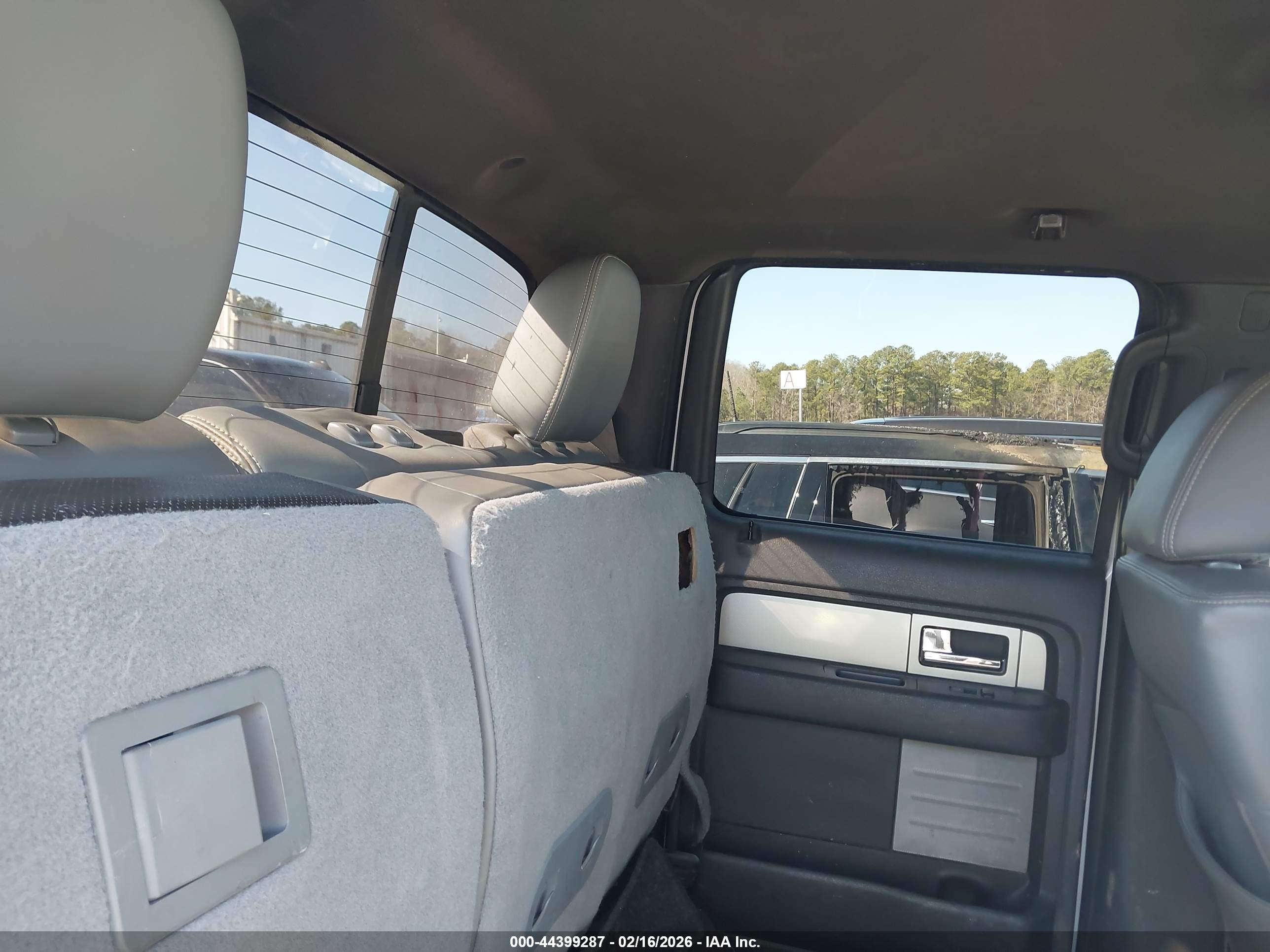 FORD F-150 image 8