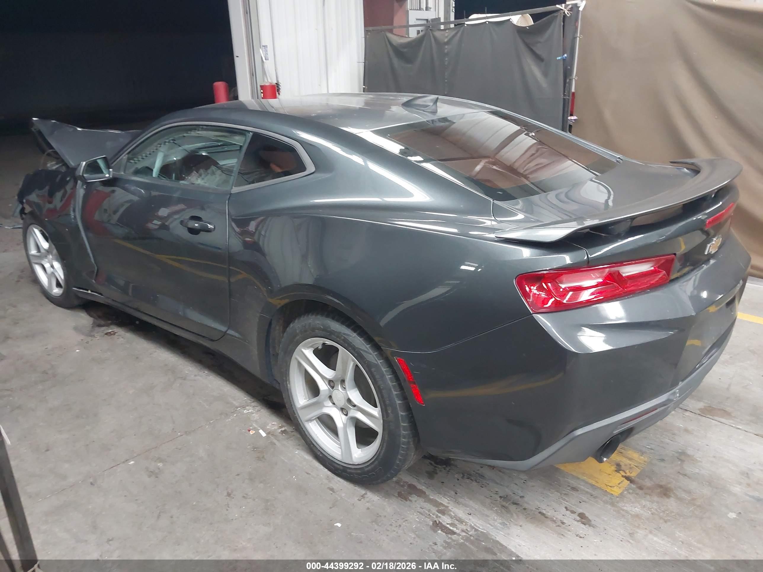 CHEVROLET CAMARO image 3