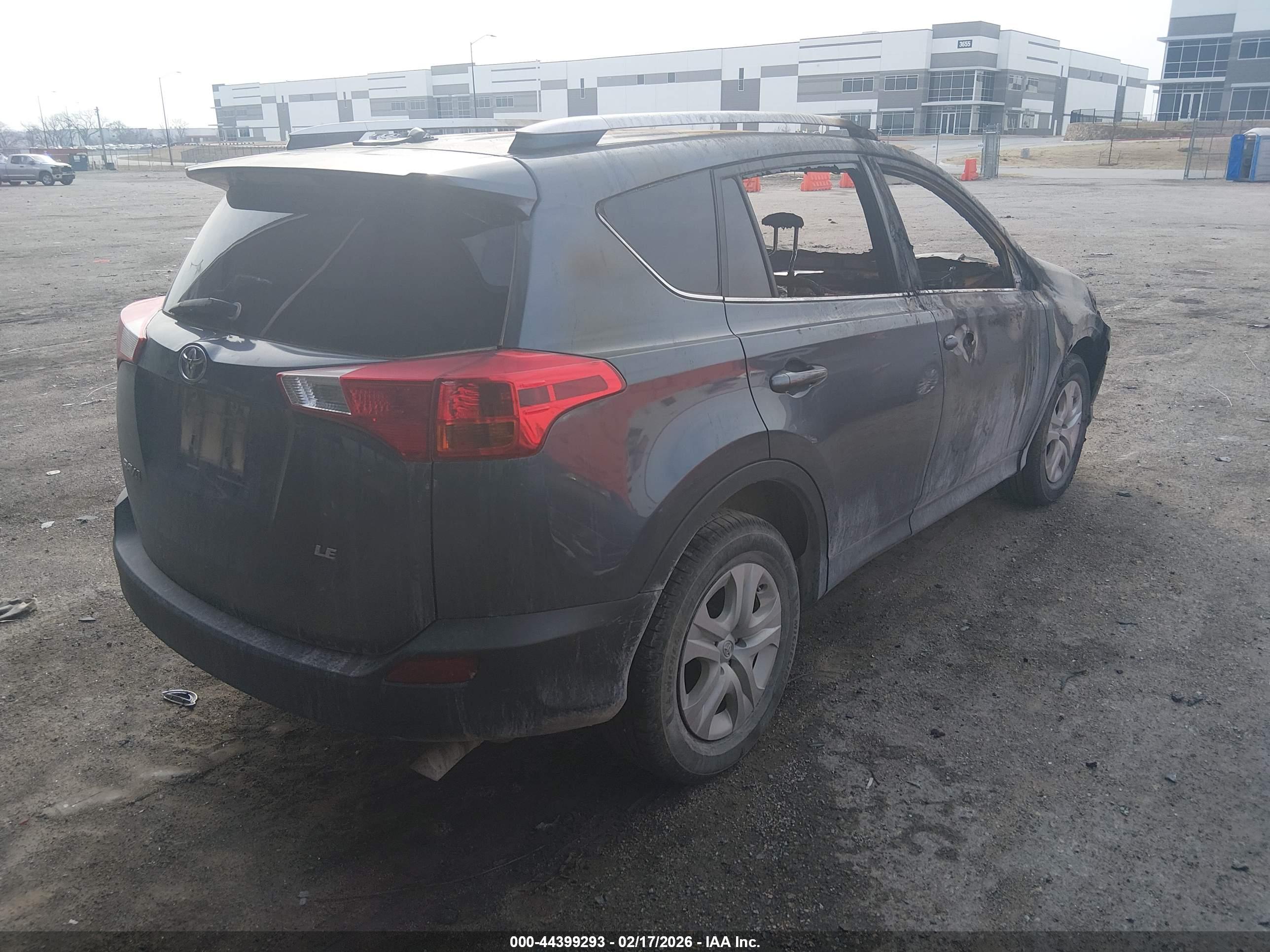 TOYOTA RAV4 image 4