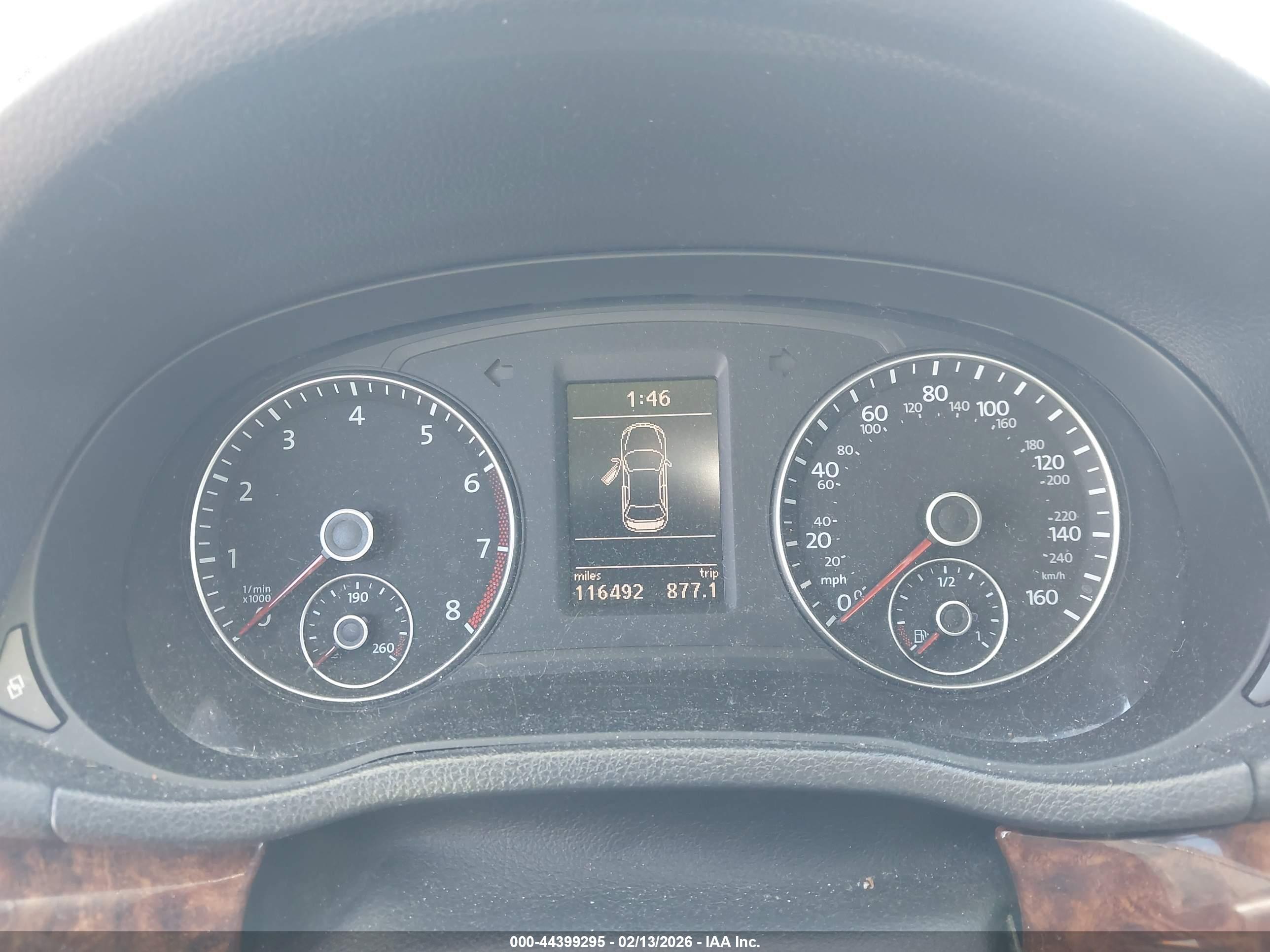 VOLKSWAGEN PASSAT image 7