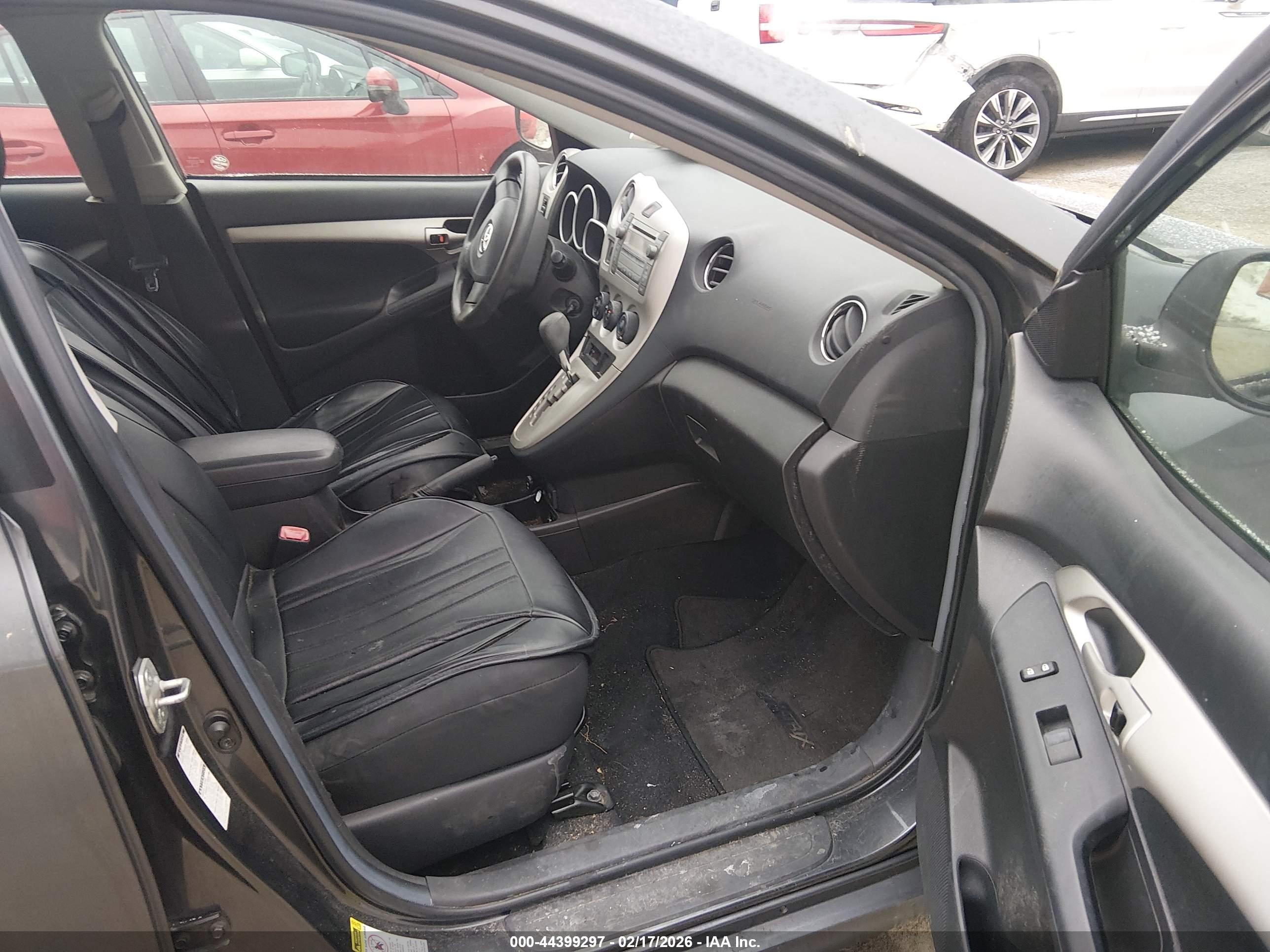 TOYOTA MATRIX image 5