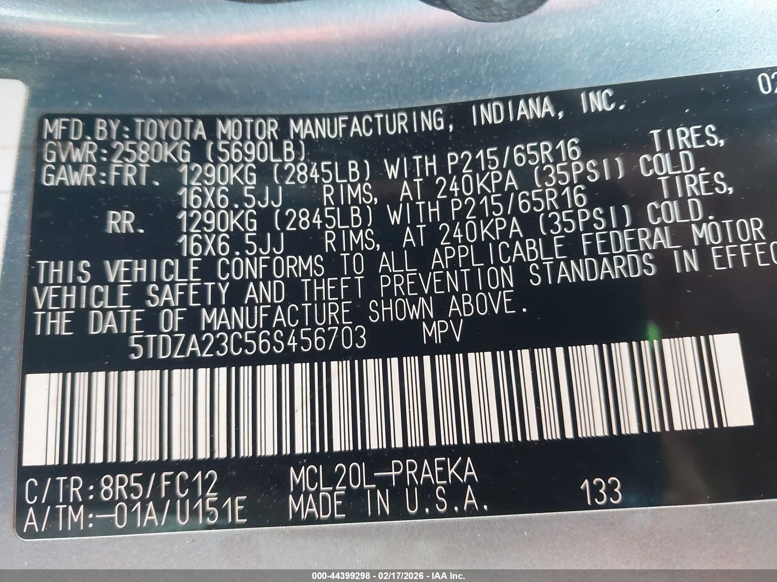 TOYOTA SIENNA image 9