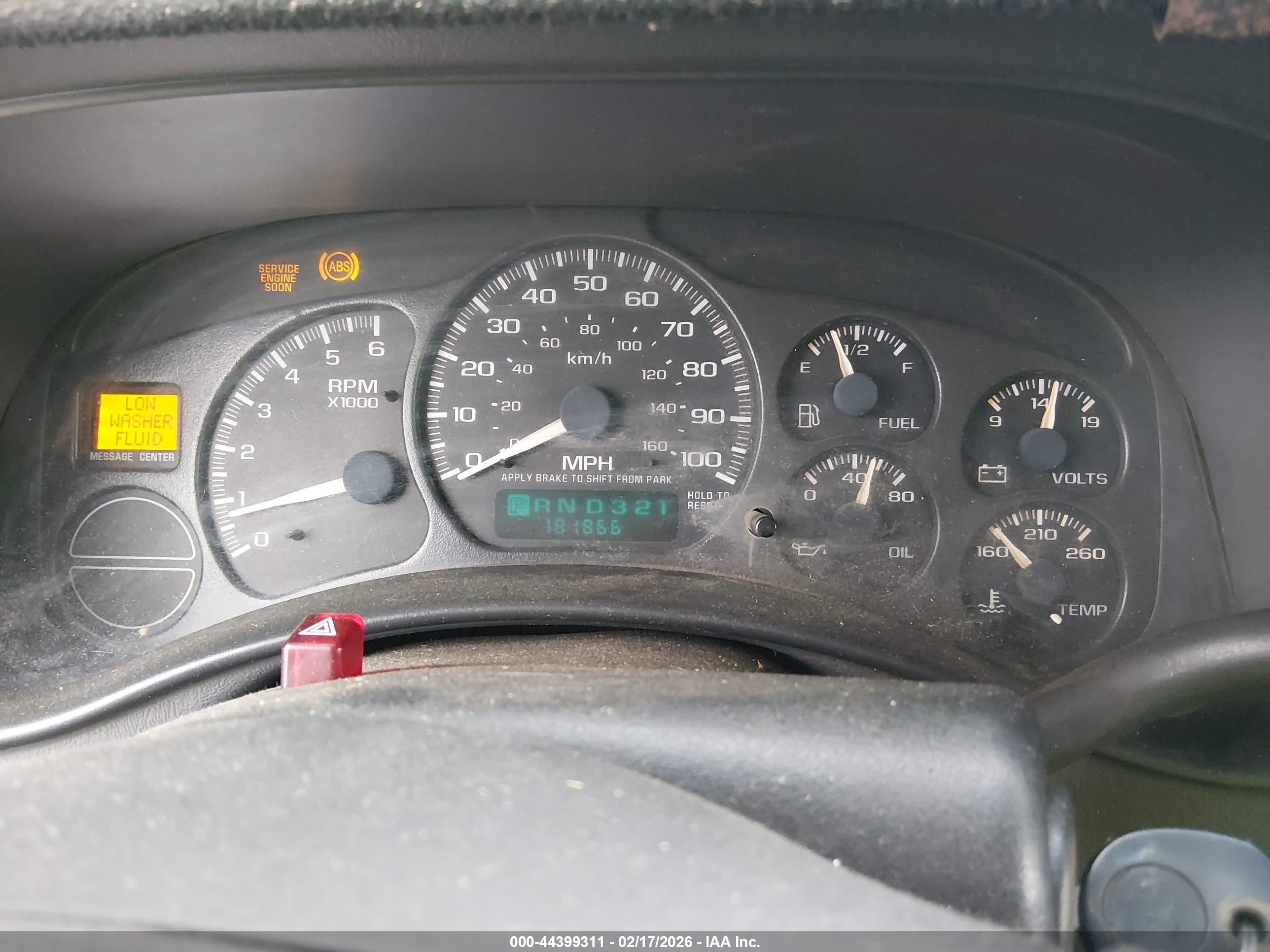 CHEVROLET SILVERADO image 7