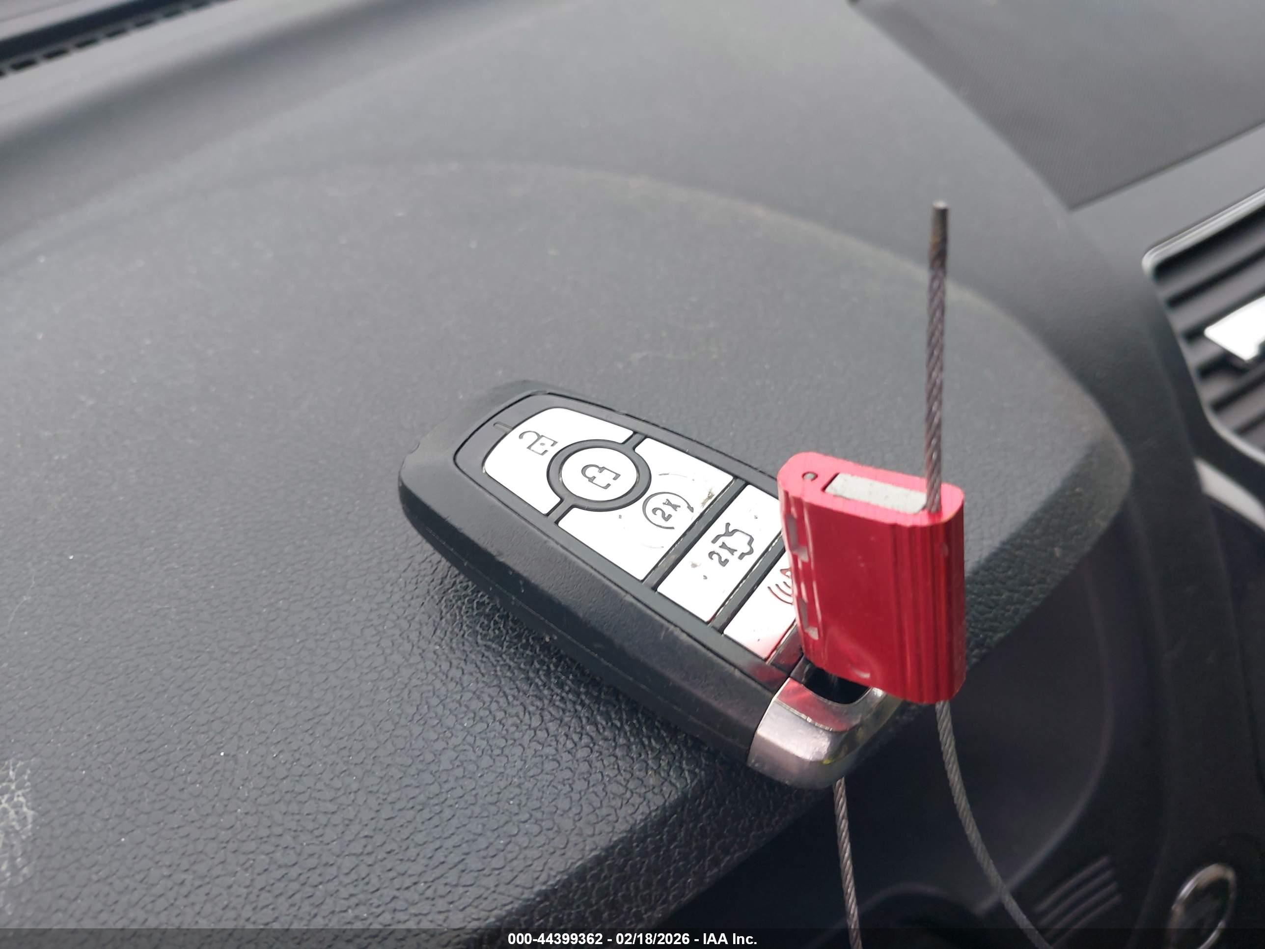 FORD EXPLORER image 11