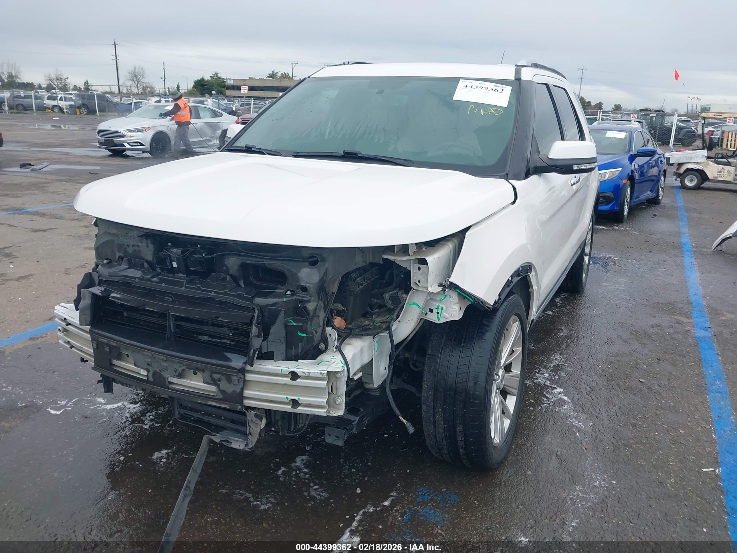 FORD EXPLORER image 2